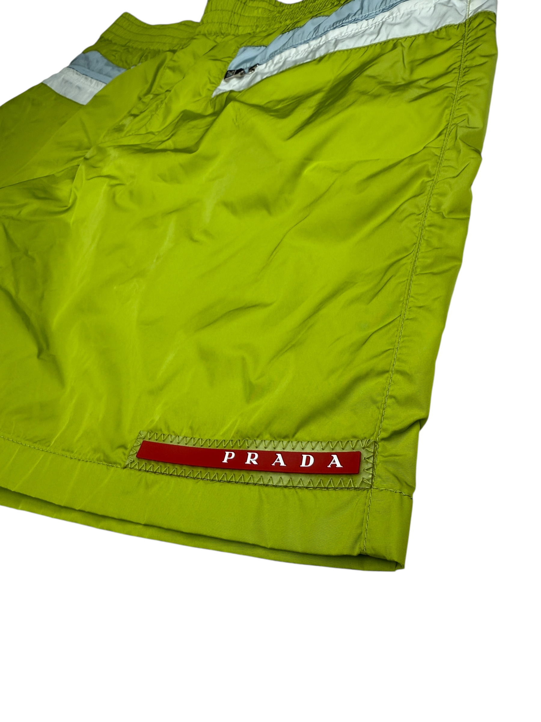Short Prada jaune métallisé taille 48 - Vue de dos