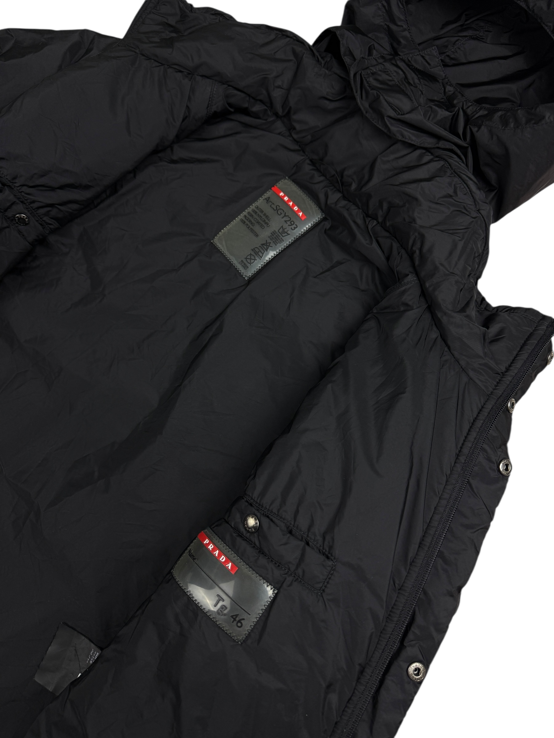 Veste Prada noir taille M - Logo et étiquette