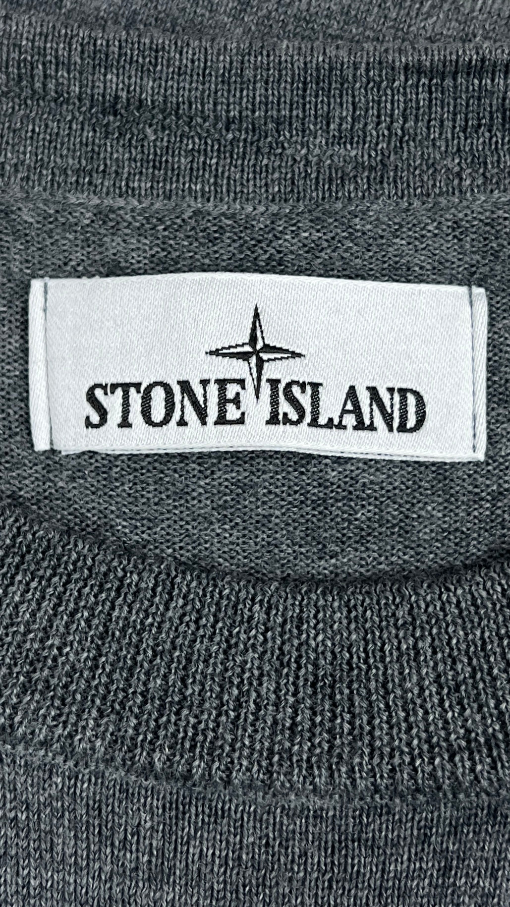 Pull Crewneck Stone Island en Laine gris, taille XL – photo complémentaire 1 – NB08 Shop