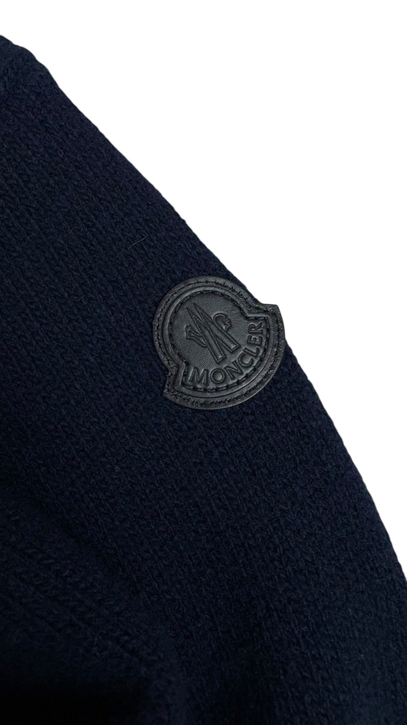 Pull Moncler marine taille L - vue 2/4