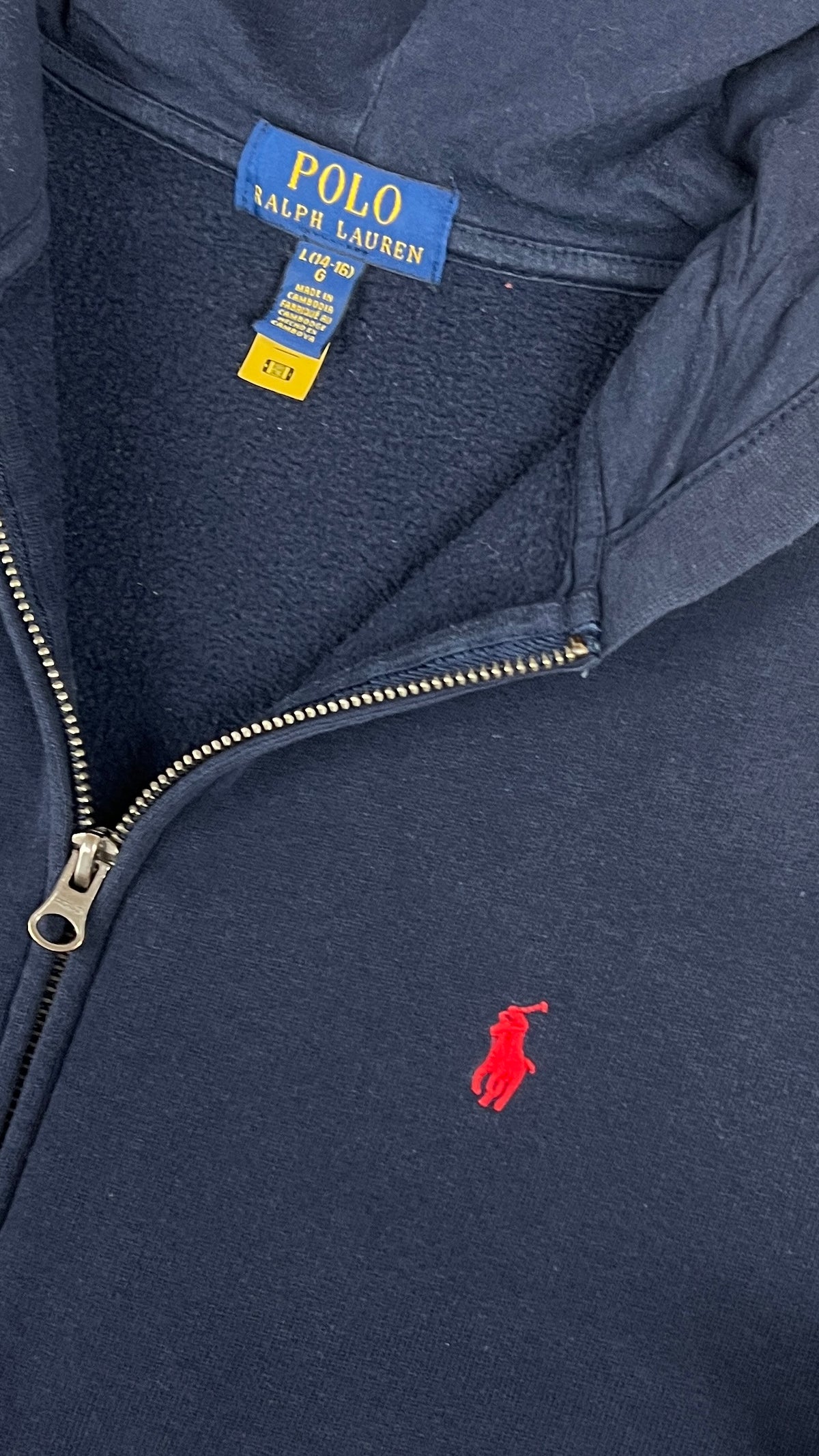 Sweat-shirt Hoodie Zippé Ralph Lauren Junior marine taille 14 ans, détail étiquettes et finitions — vue 3