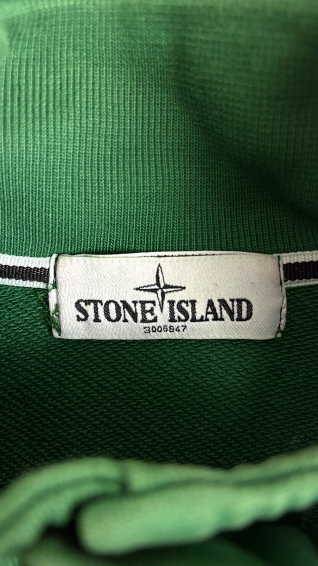 Cardigan Stone Island vert taille M - Détail