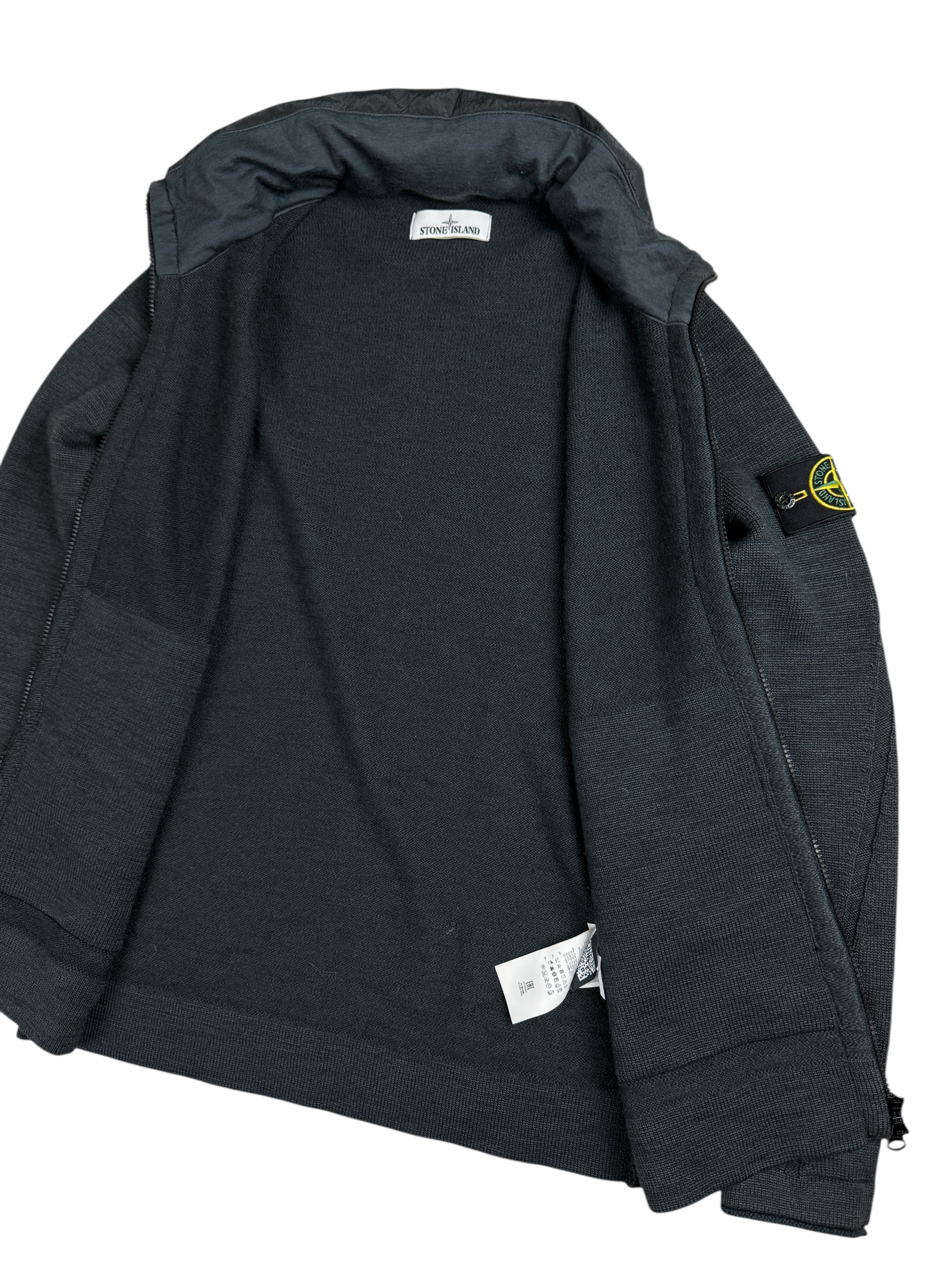 Gilet Stone Island gris taille L - Logo et étiquette