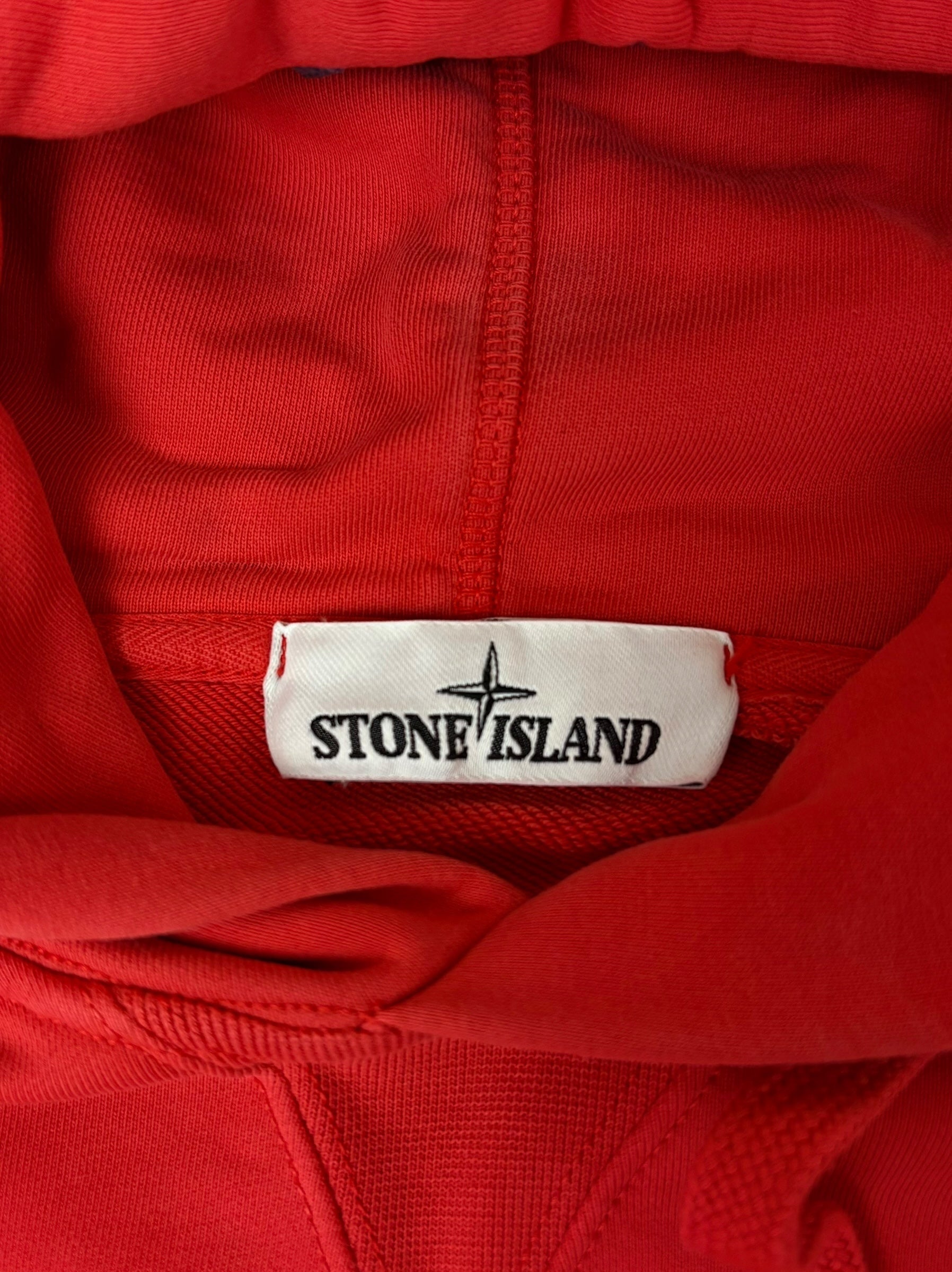 Hoodie Stone Island corail taille L - Détail