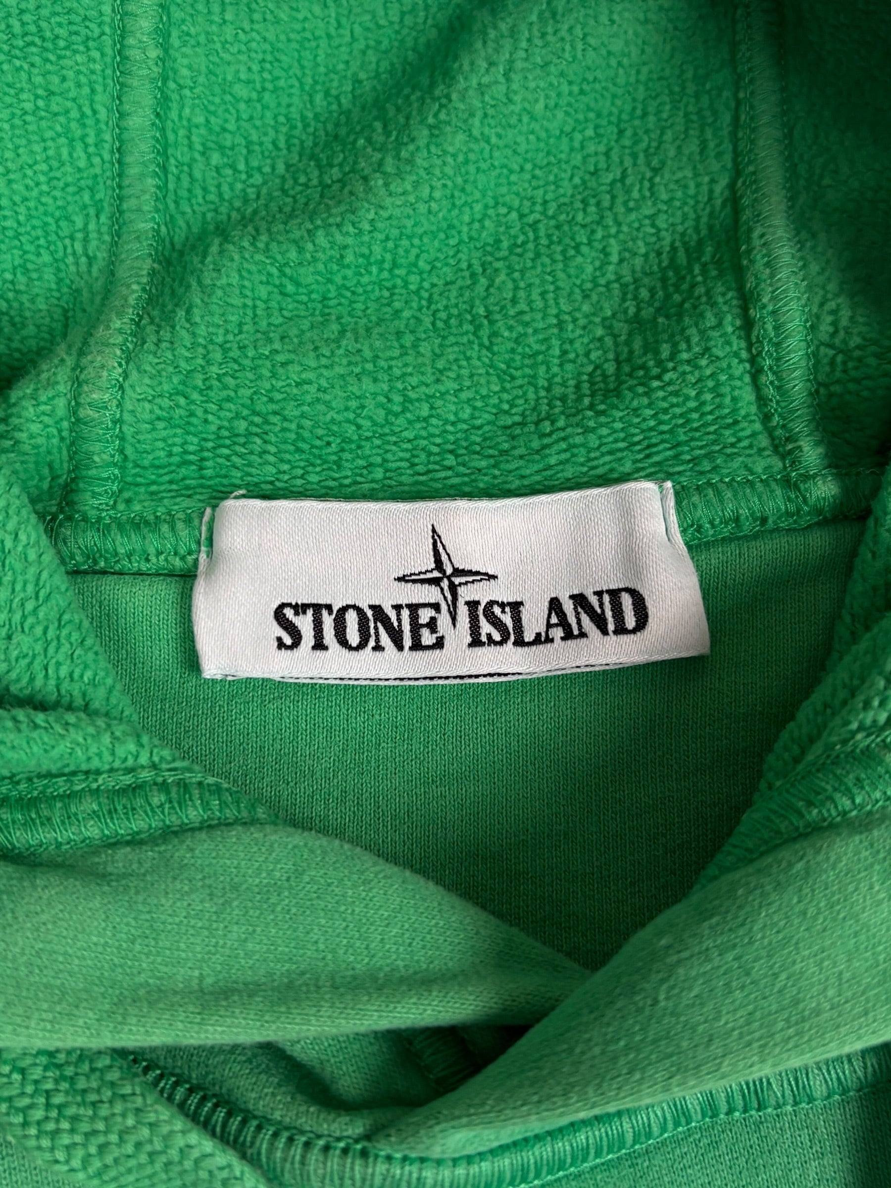 Hoodie Stone Island vert taille M - Détail