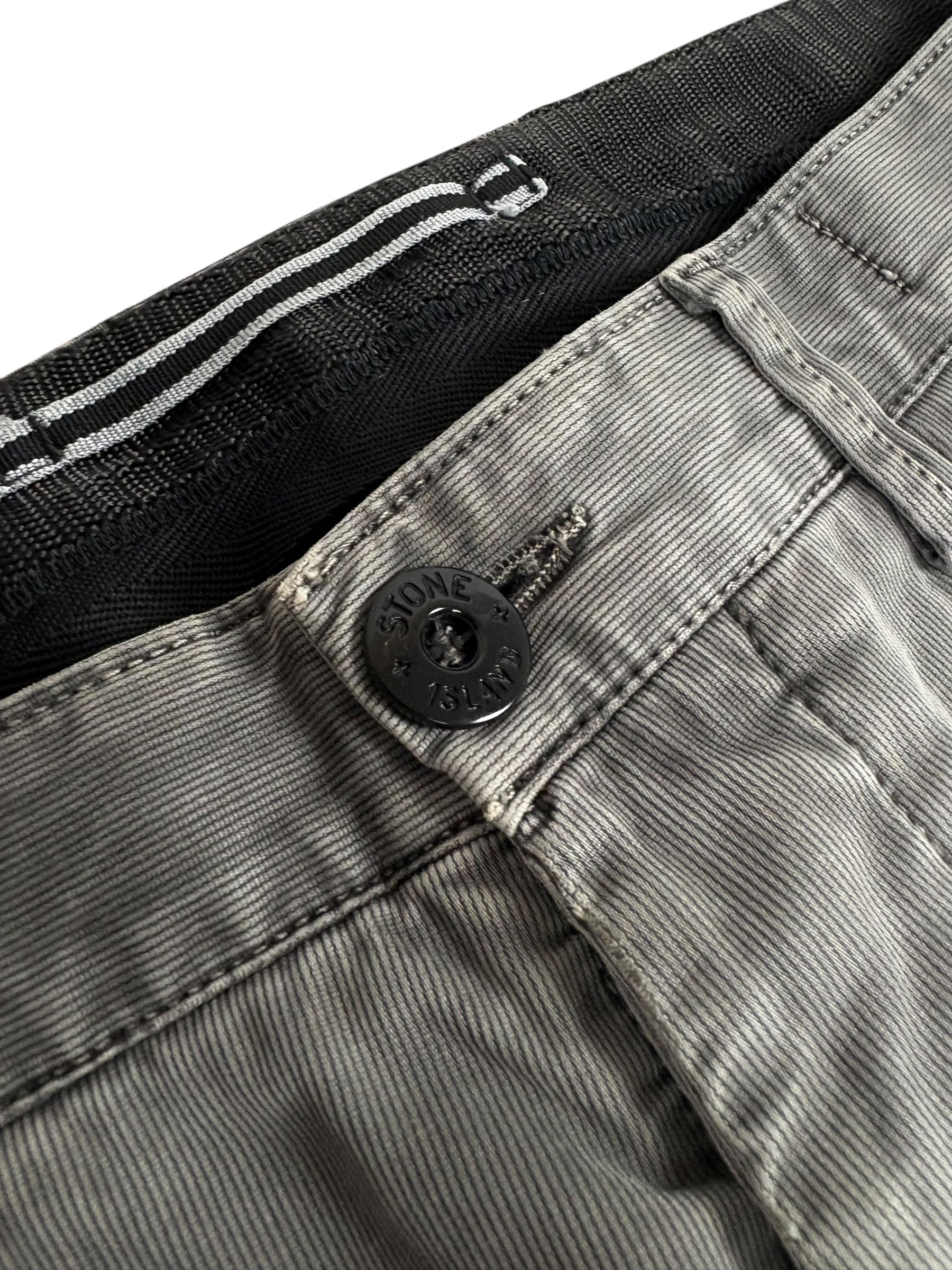 Pantalon Stone Island gris taille W29 - Détail
