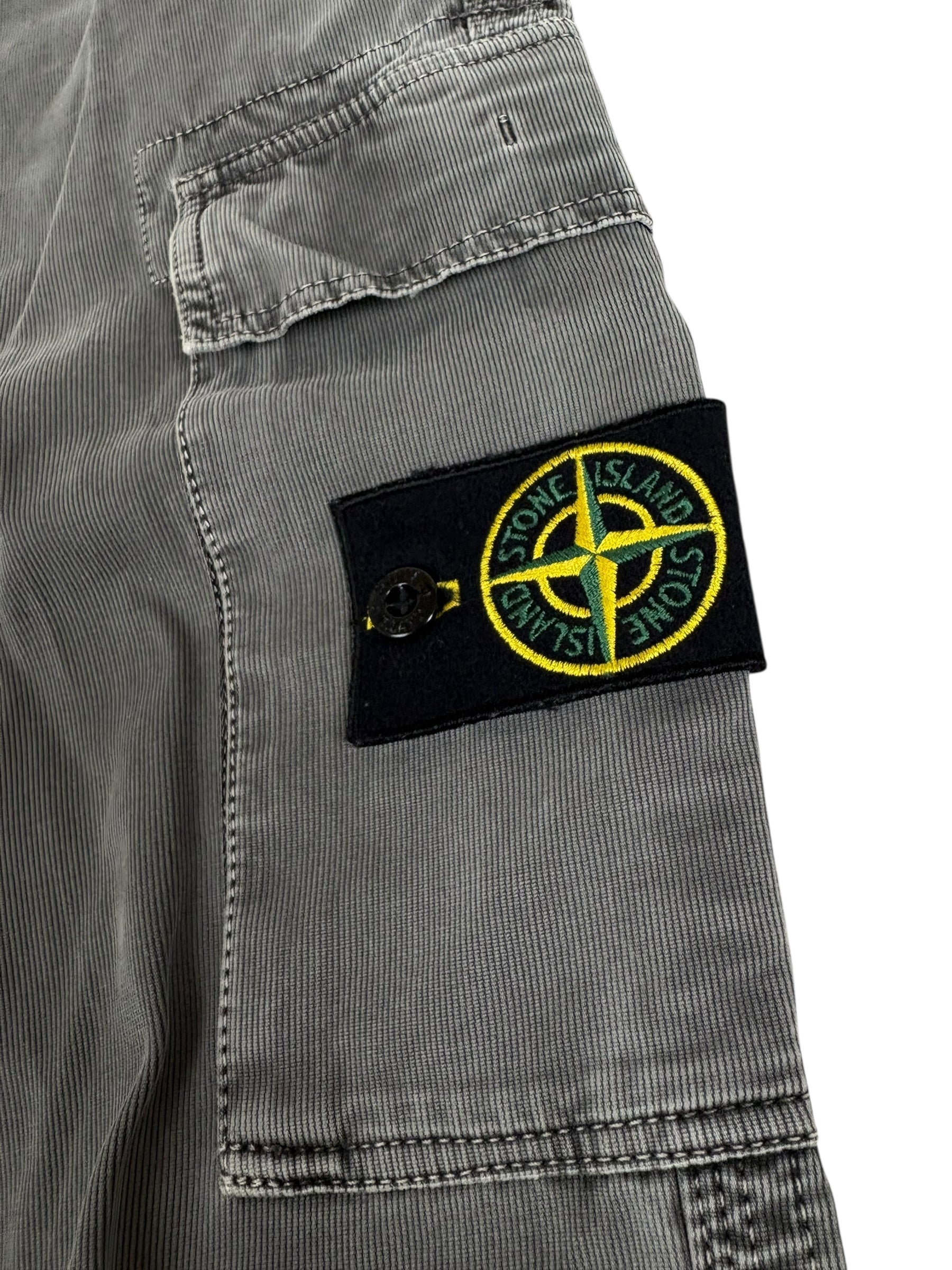 Pantalon Stone Island gris taille W29 - Vue de dos