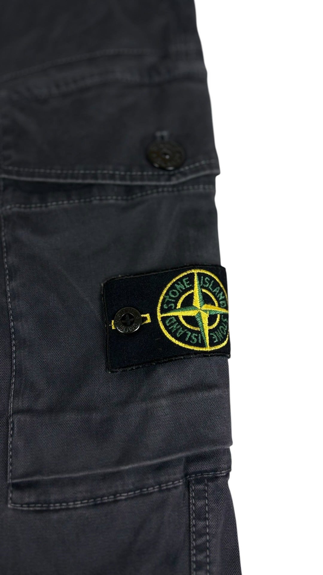 Pantalon Stone Island gris taille W33 - Détail