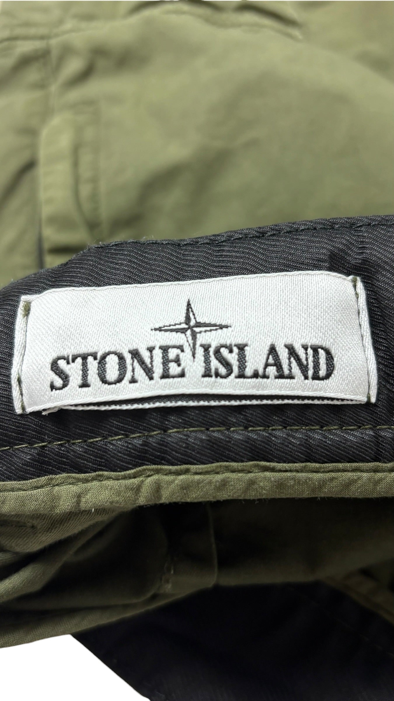 Pantalon Stone Island kaki taille PANTALON W31 - Logo et étiquette