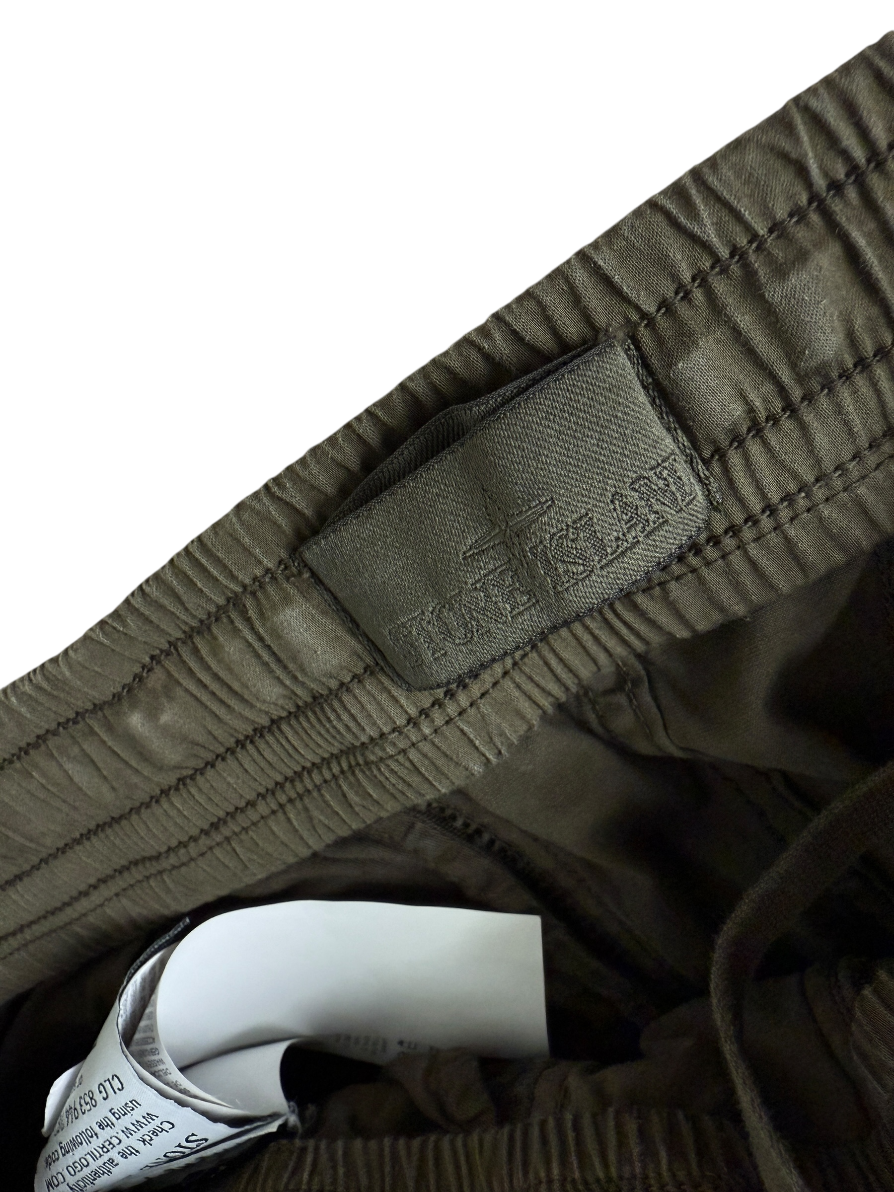 Pantalon Stone Island kaki taille W31 - Détail