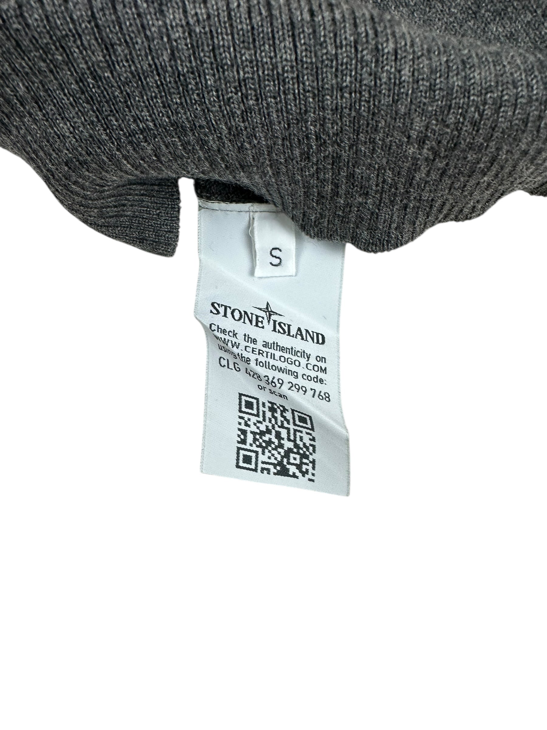 Pull Stone Island gris taille S - Logo et étiquette