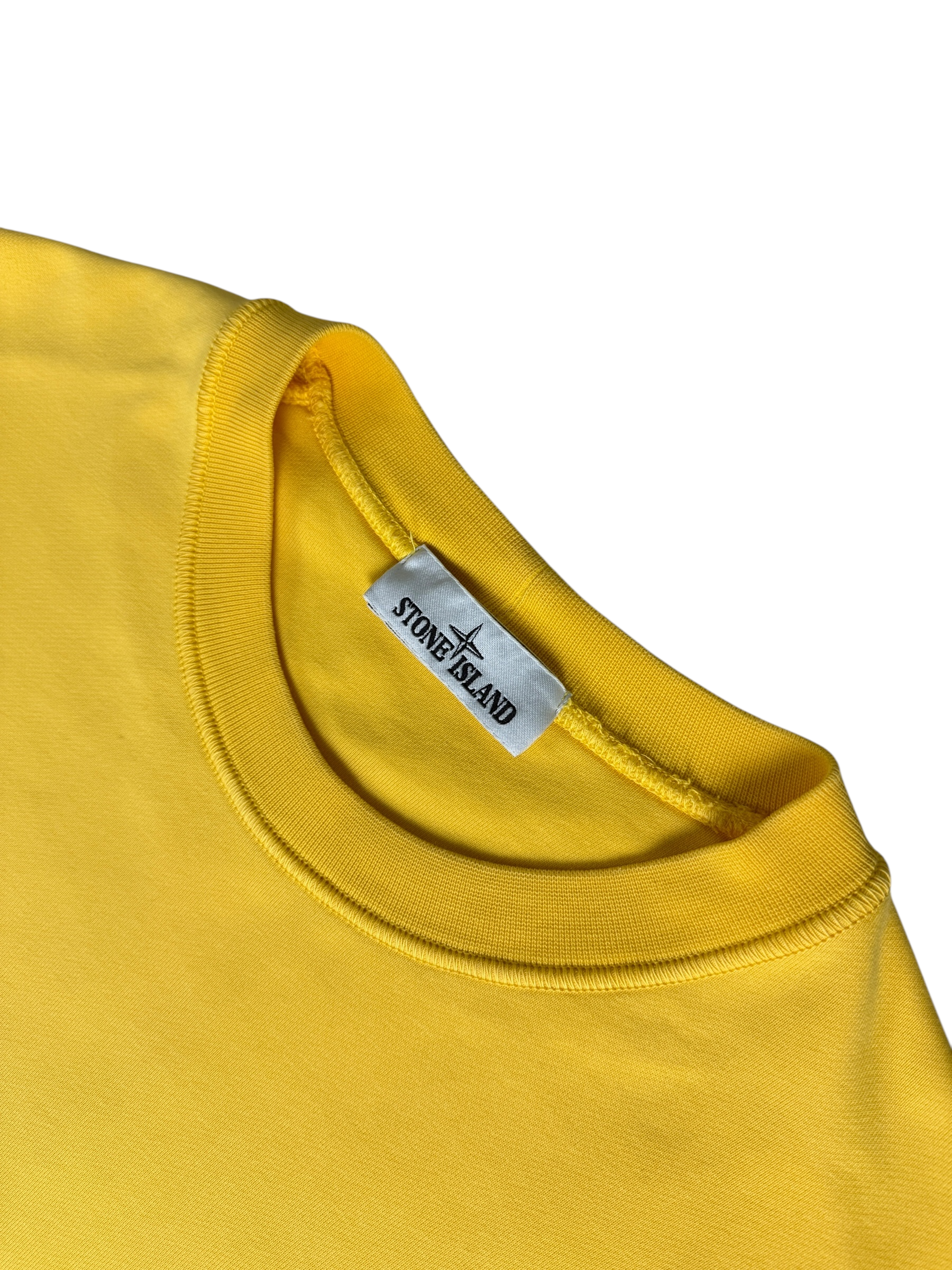 Pull Stone Island jaune taille M - Détail