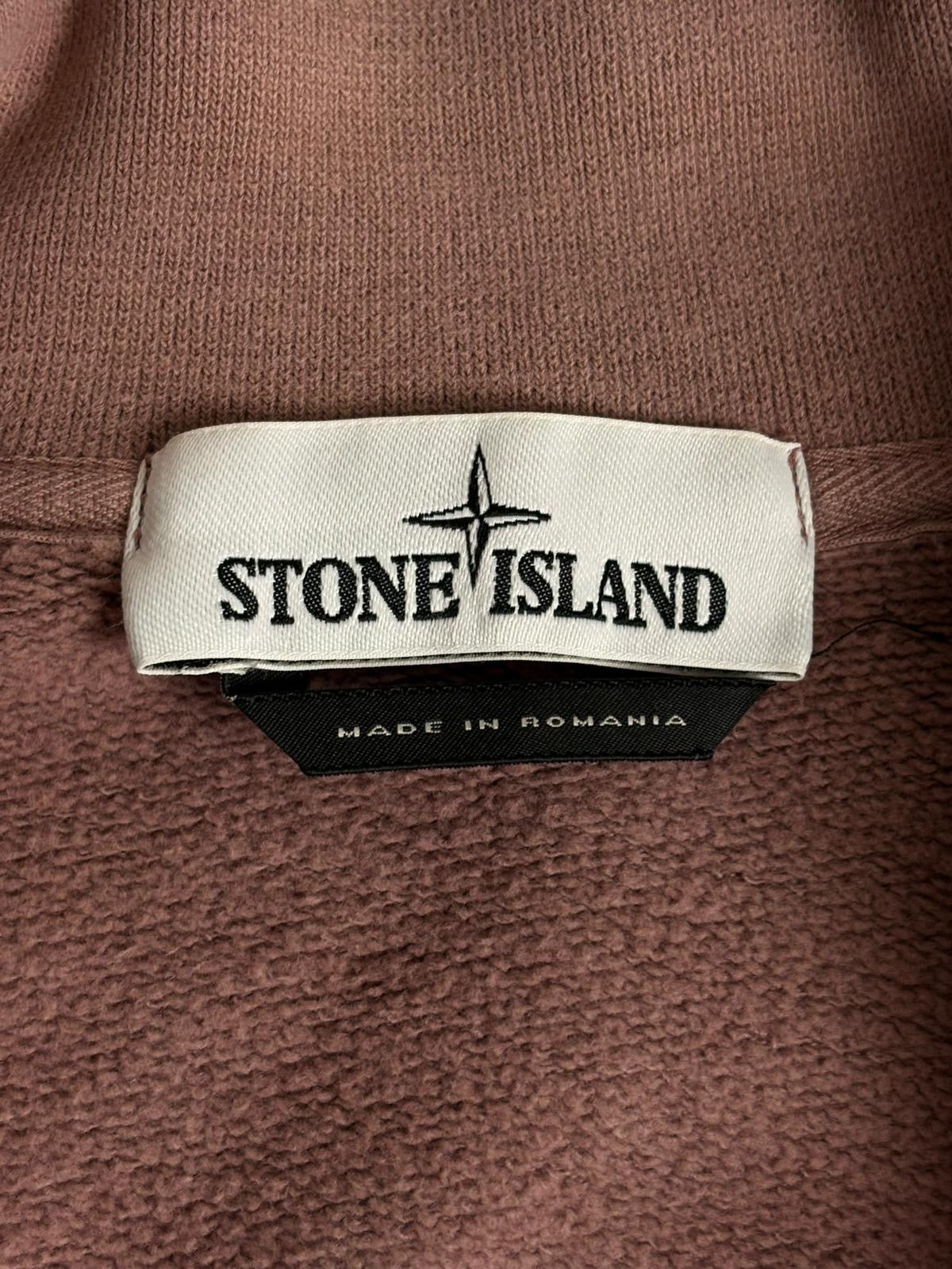 Pull Stone Island mauve taille S - Logo et étiquette