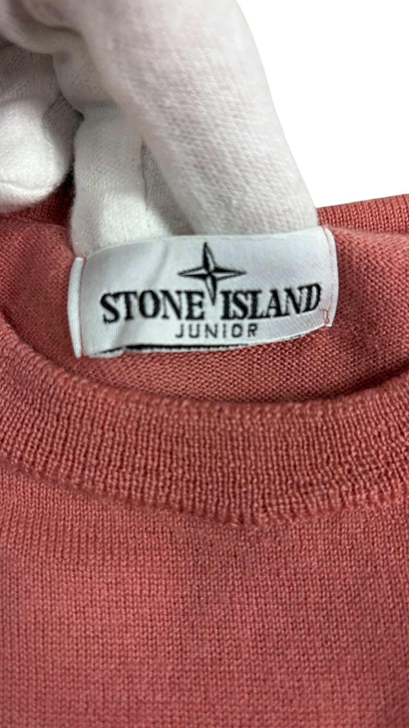 Pull Stone Island rose taille 10 ans - Détail