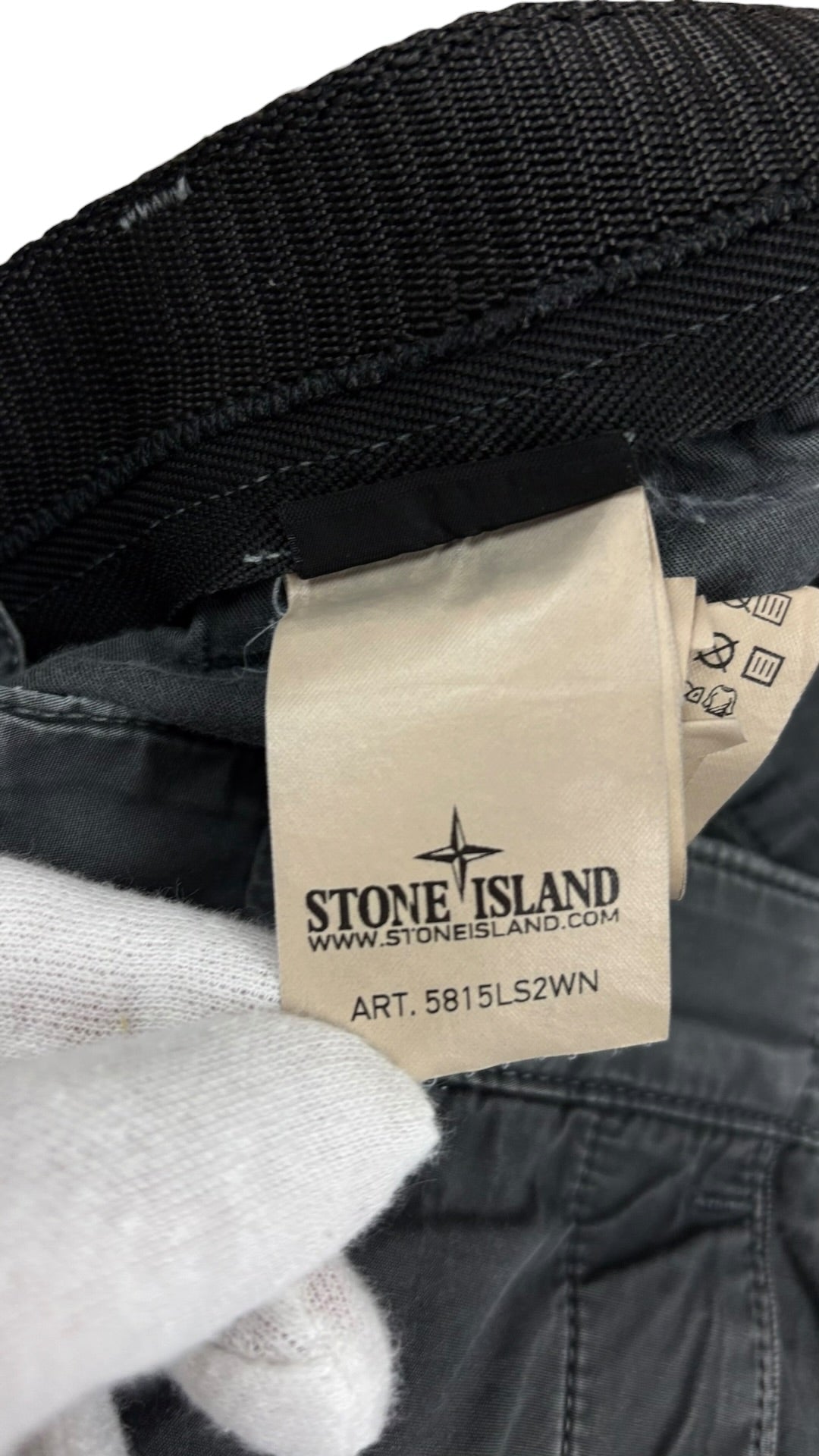 Short Stone Island gris taille W32 - Vue 6