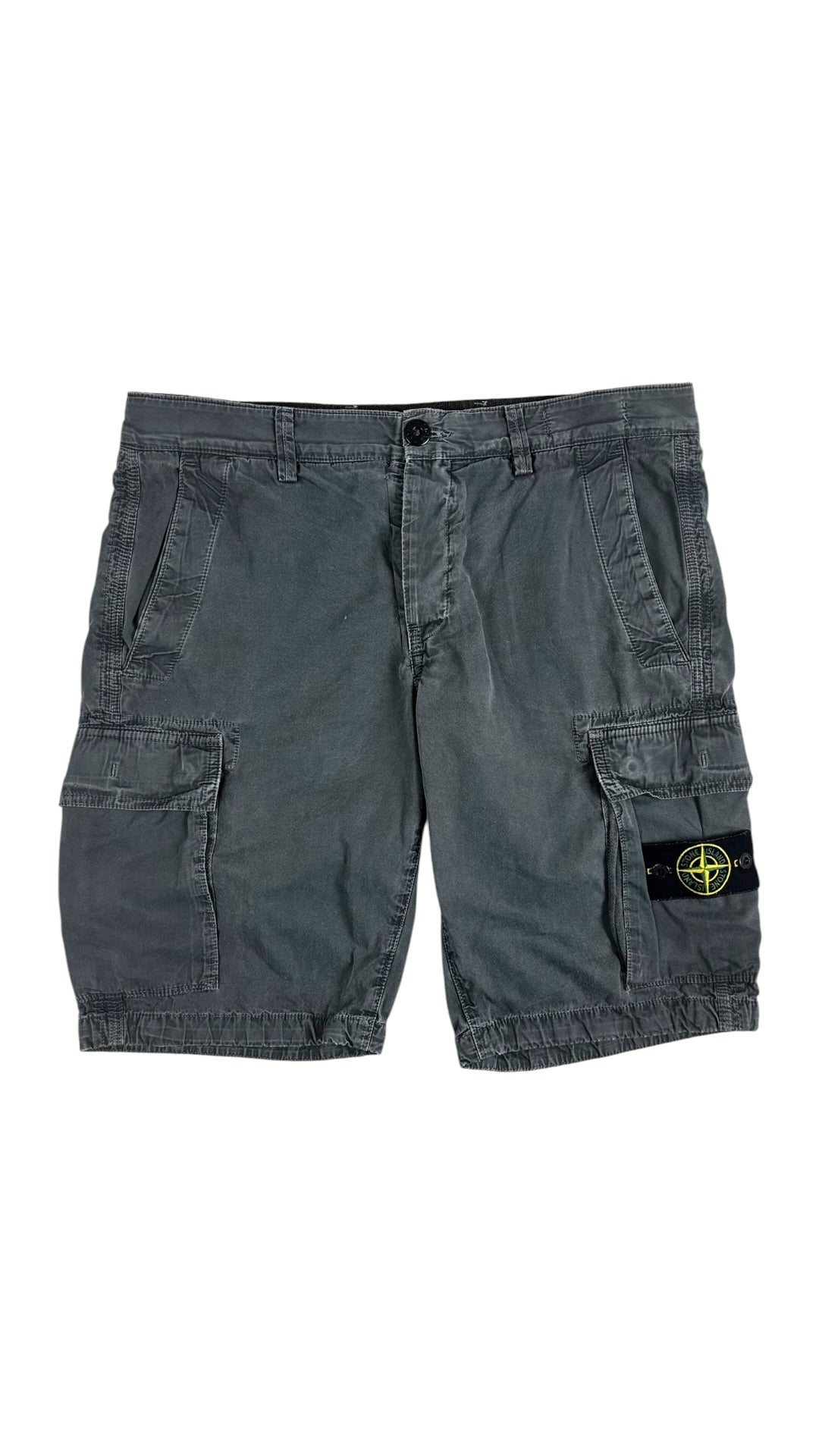 Short Stone Island gris taille W32 - Vue de face