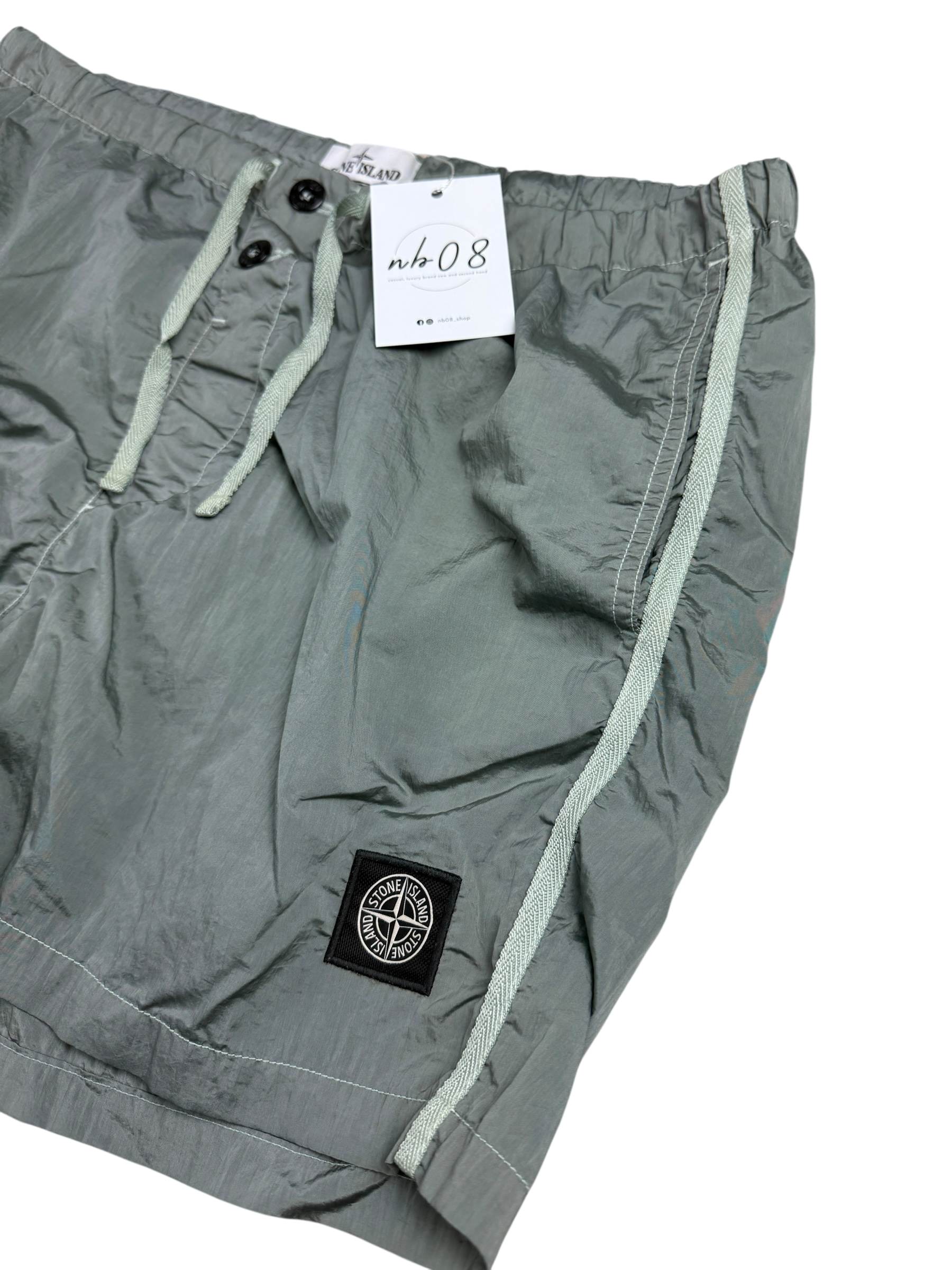 Short Stone Island gris taille XL - Vue de dos