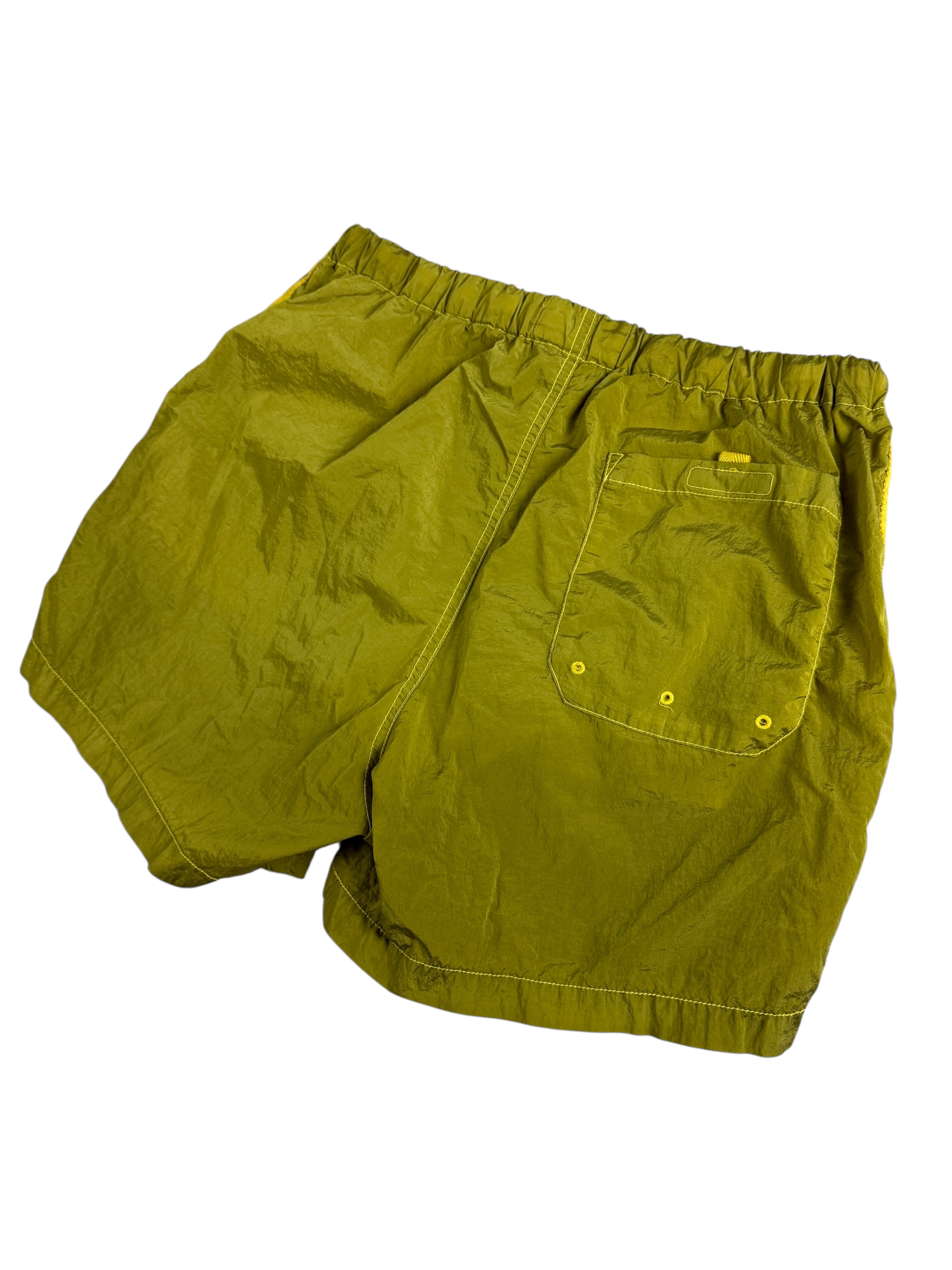 Short Stone Island jaune métallisé taille S - Détail