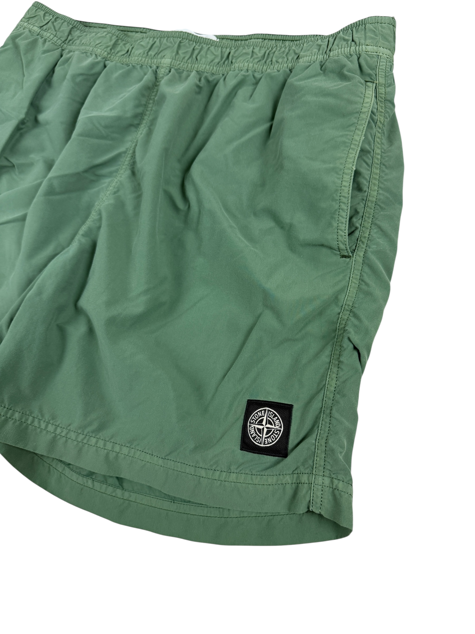 Short Stone Island kaki taille S - Vue de dos