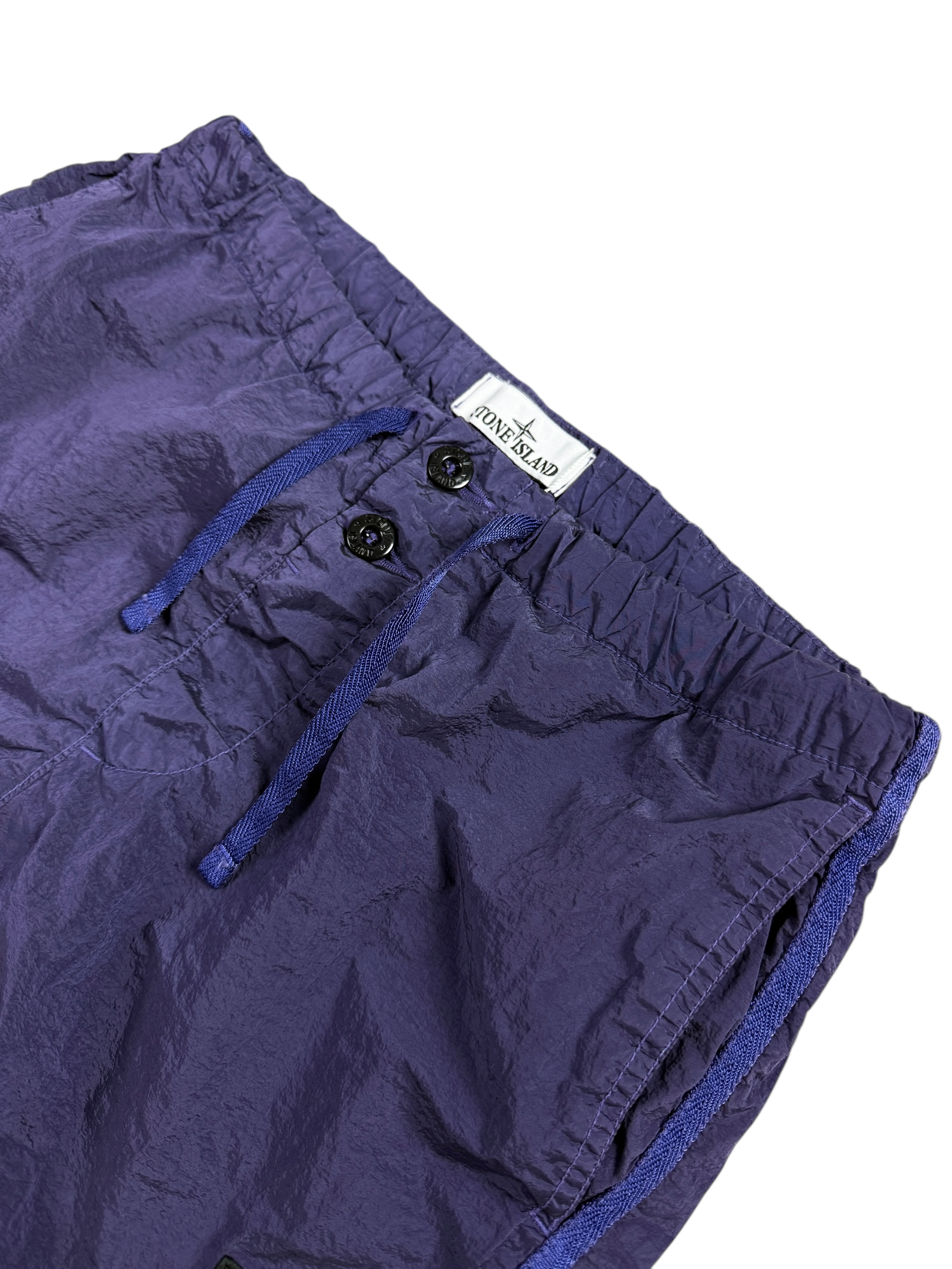 Short Stone Island mauve taille S - Détail