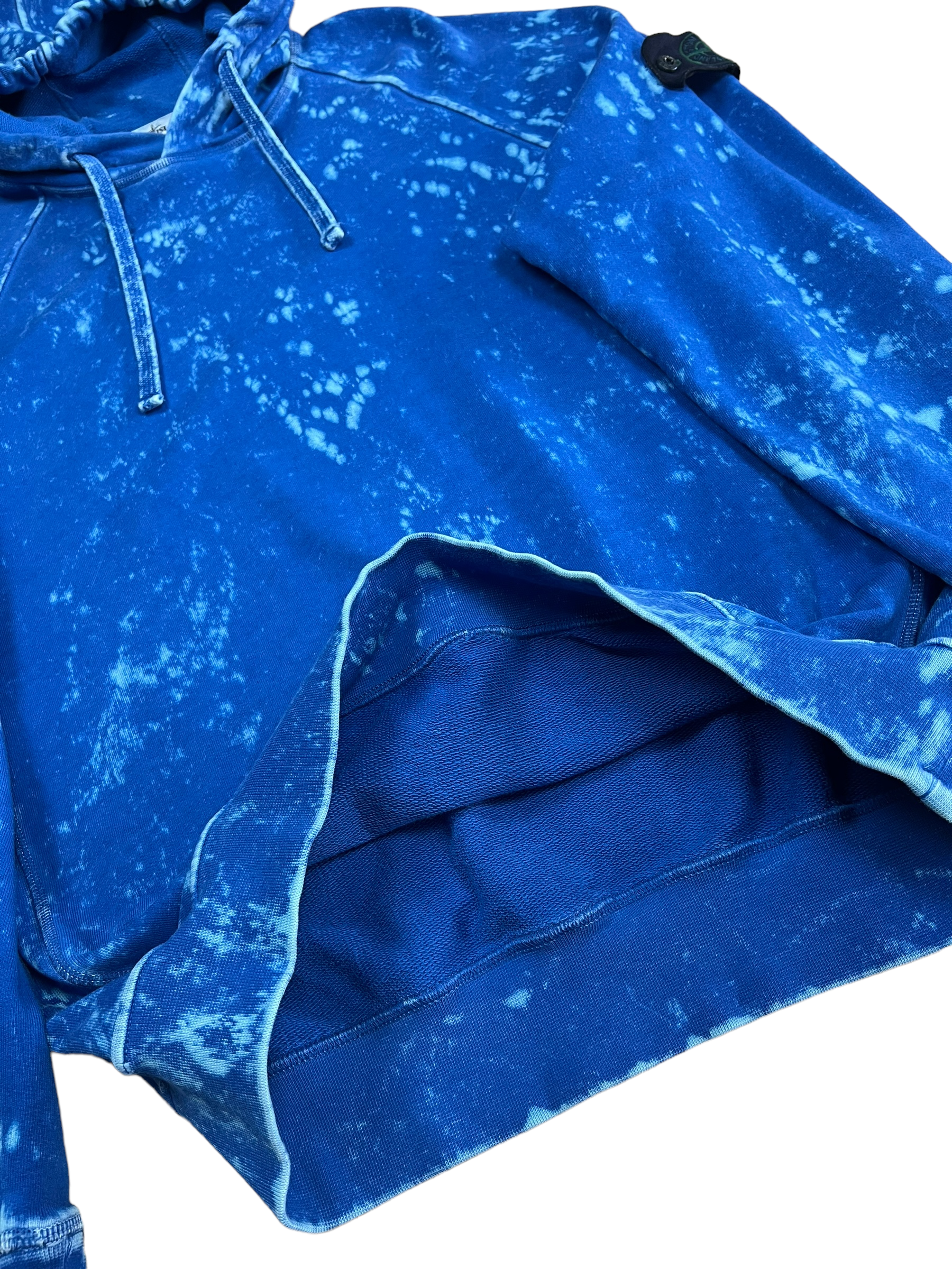 Sweat Stone Island bleu taille L - Logo et étiquette