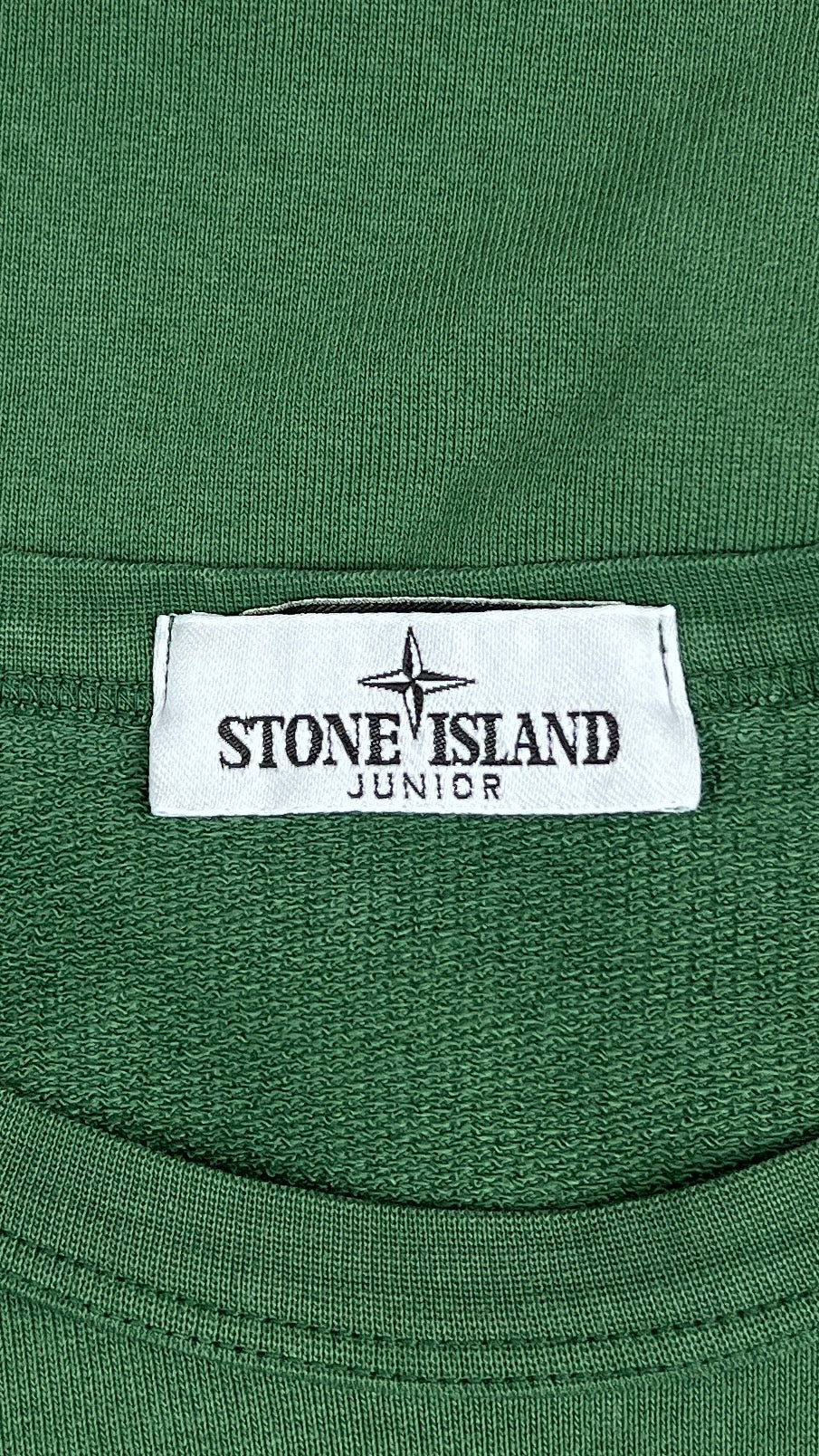 Sweat-shirt Crewneck Stone Island Junior vert taille 12 ans, détail étiquettes et finitions — vue 4