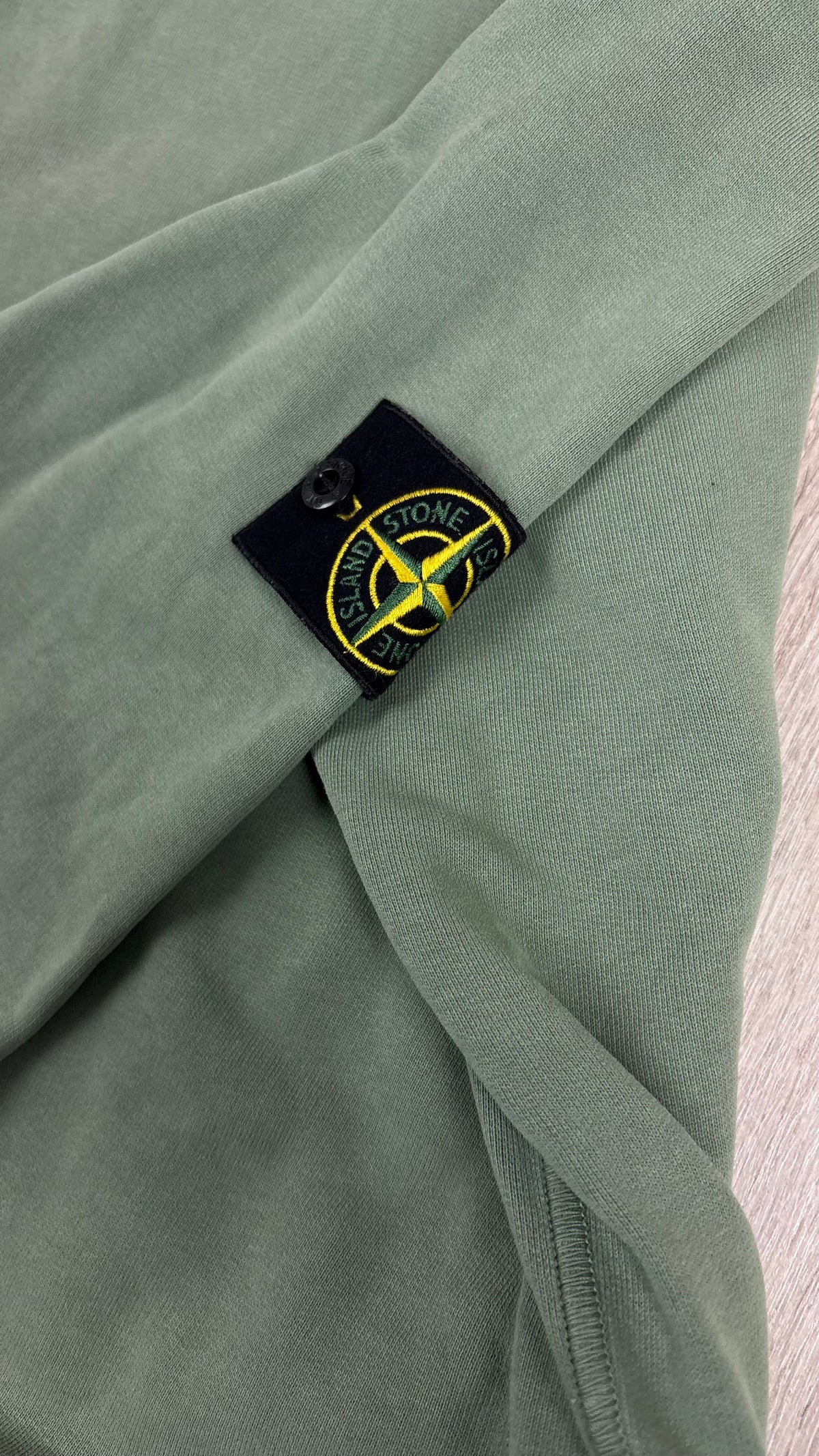 Sweat-shirt Hoodie Stone Island vert taille M, vue de dos — vue 2