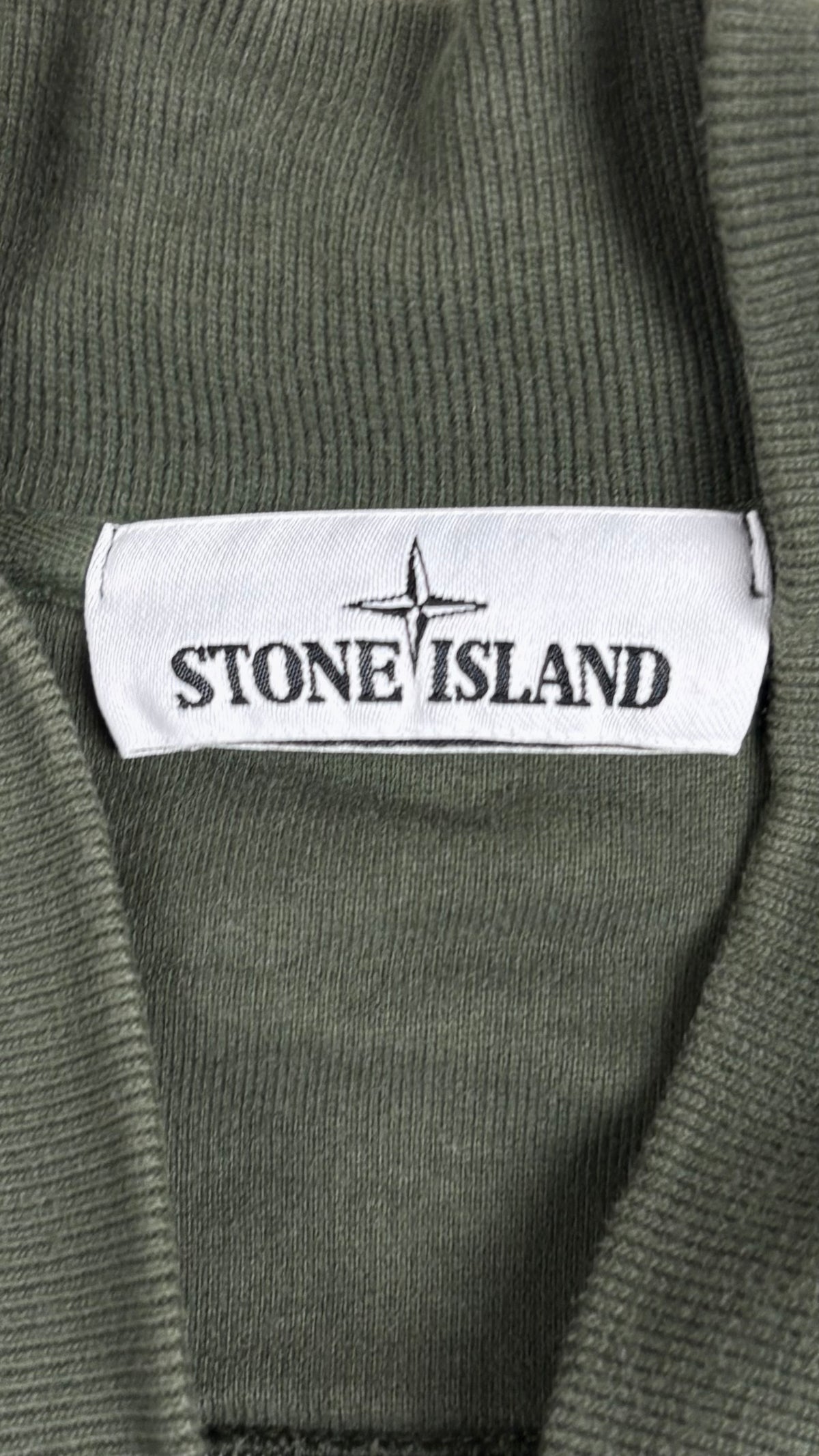 Sweat-shirt Zippé Stone Island Cotton Fleece kaki taille S, détail étiquettes et finitions — vue 3