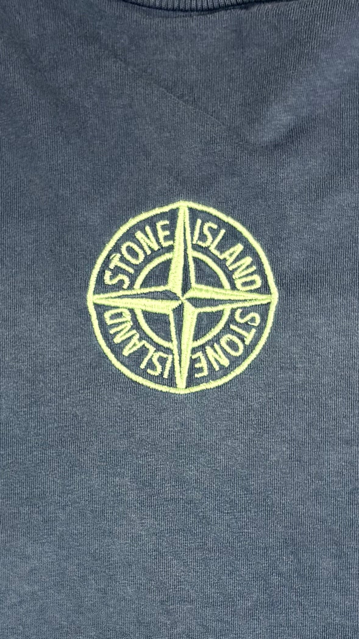 Tee-shirt Manches Longues Stone Island Junior Boussole Brodée bleu, détail étiquettes et finitions — vue 3