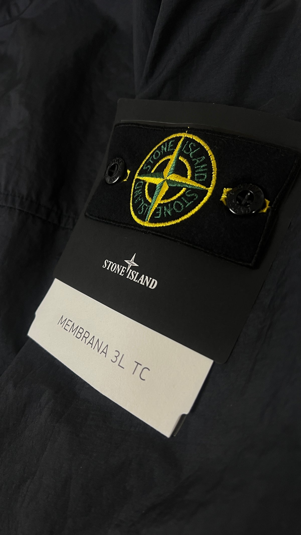 Veste à Capuche Stone Island Membrana 3L TC marine, détail étiquettes et finitions — vue 3