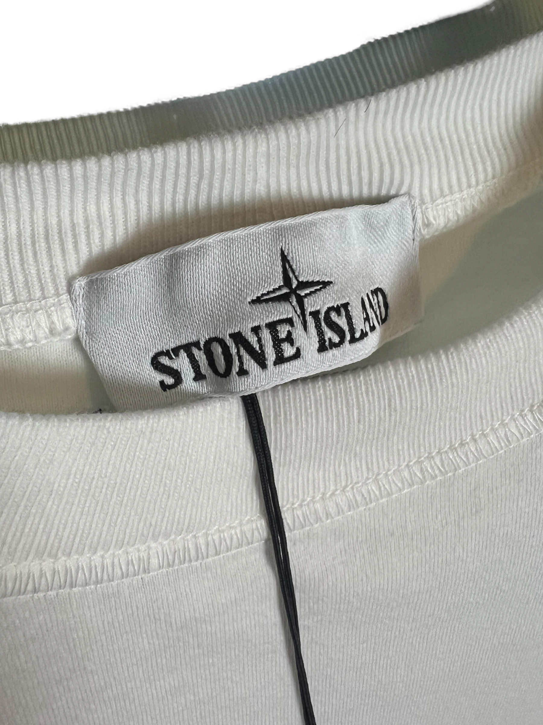 Veste Stone Island blanc taille M - Logo et étiquette