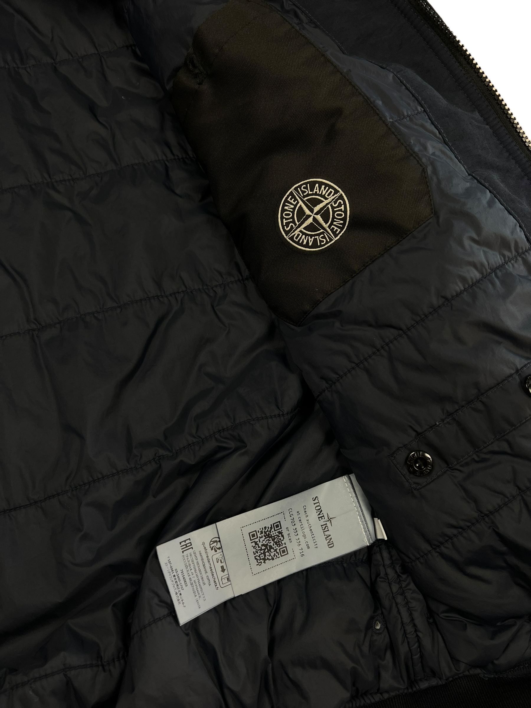 Veste Stone Island bleu marine taille L - Logo et étiquette