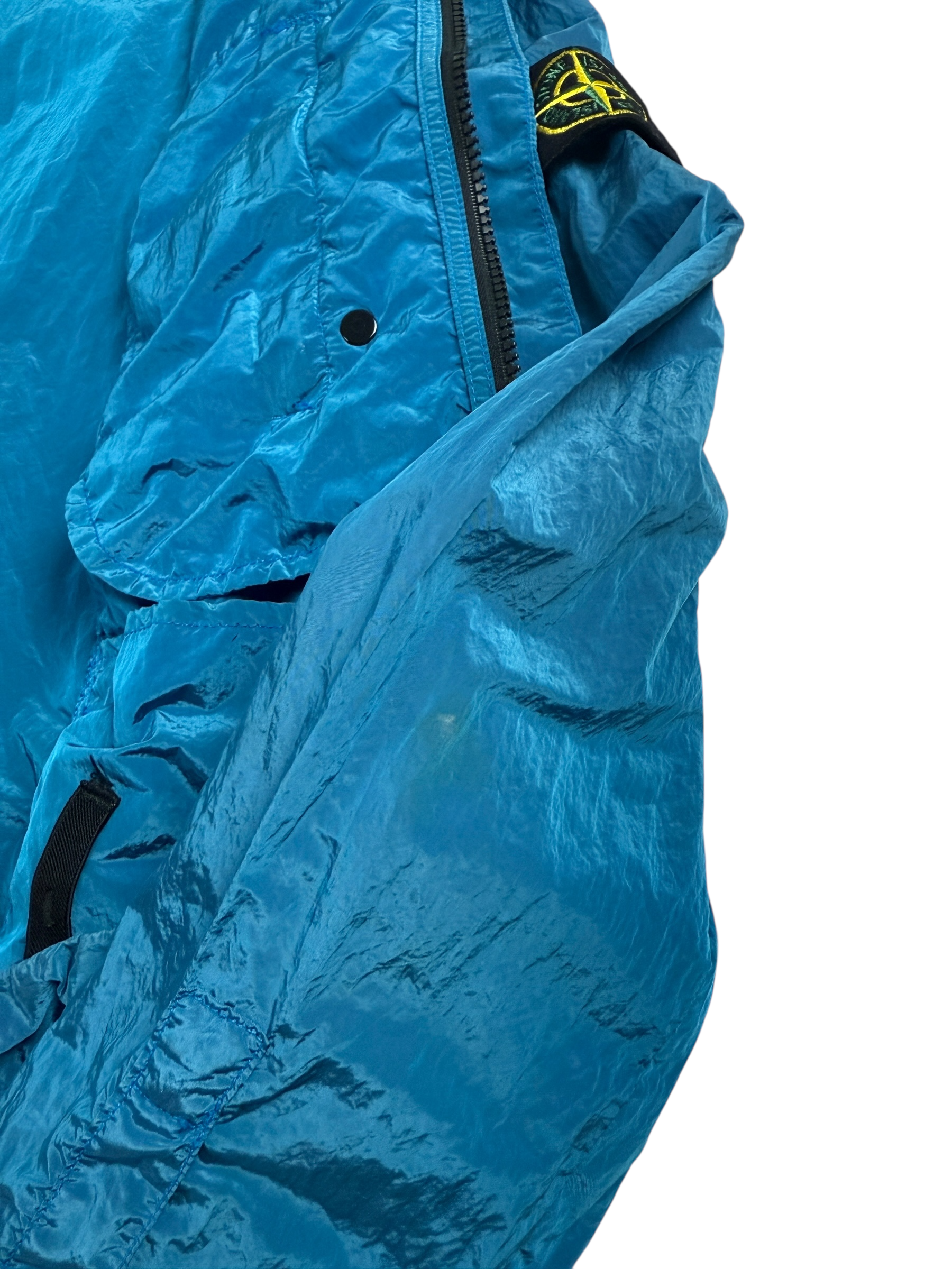 Veste Stone Island bleu taille M - Logo et étiquette