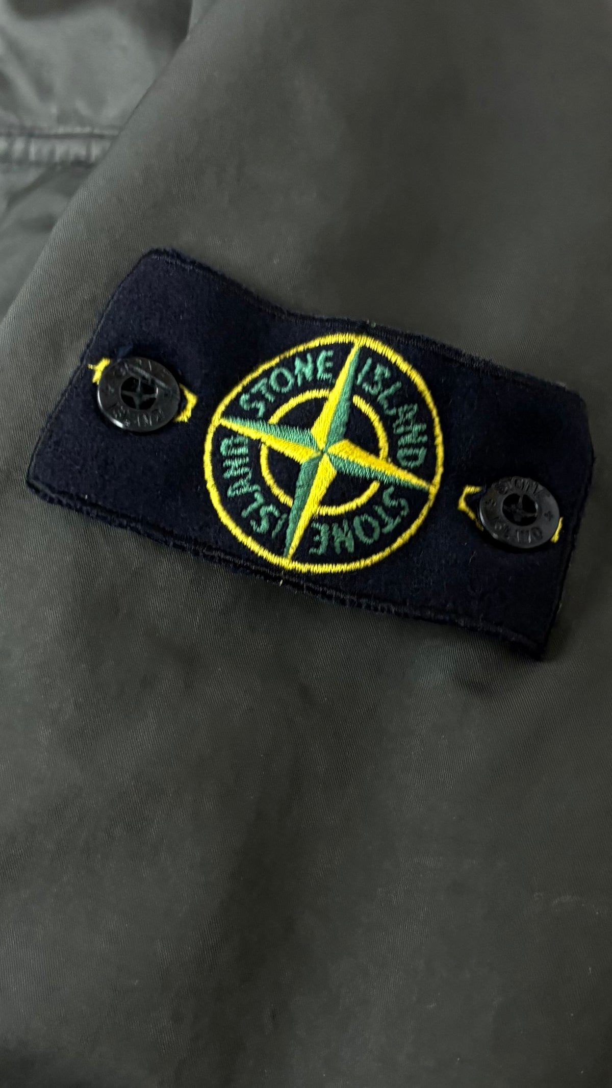Veste Stone Island David-TC kaki taille S, détail étiquettes et finitions — vue 3