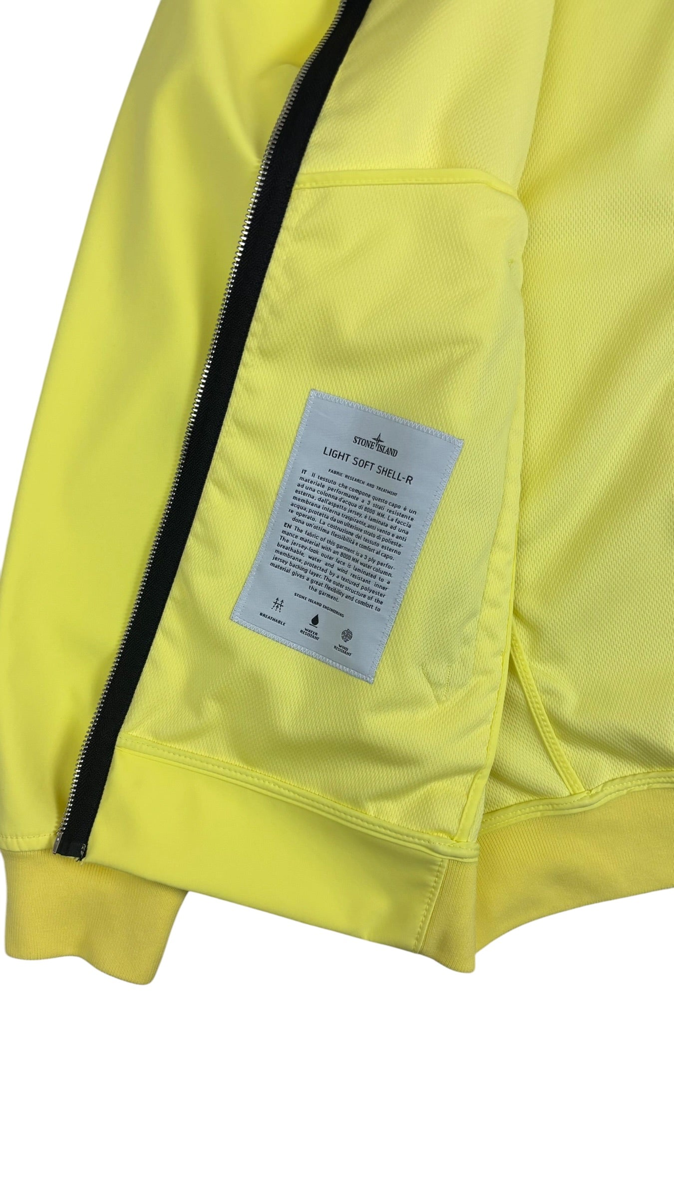 Veste Stone Island jaune taille M - Logo et étiquette