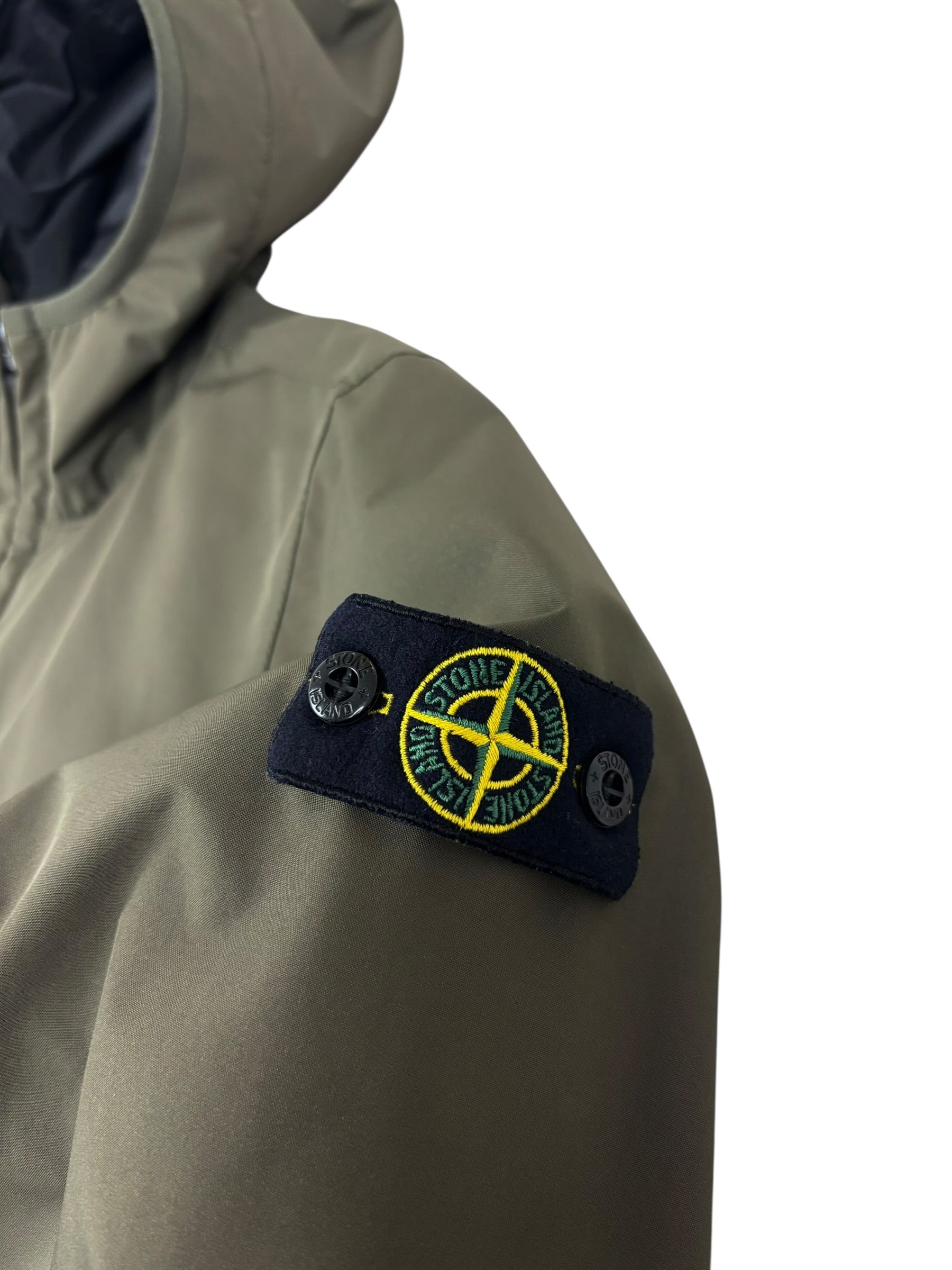 Veste Stone Island kaki taille 14 ans - Vue de dos