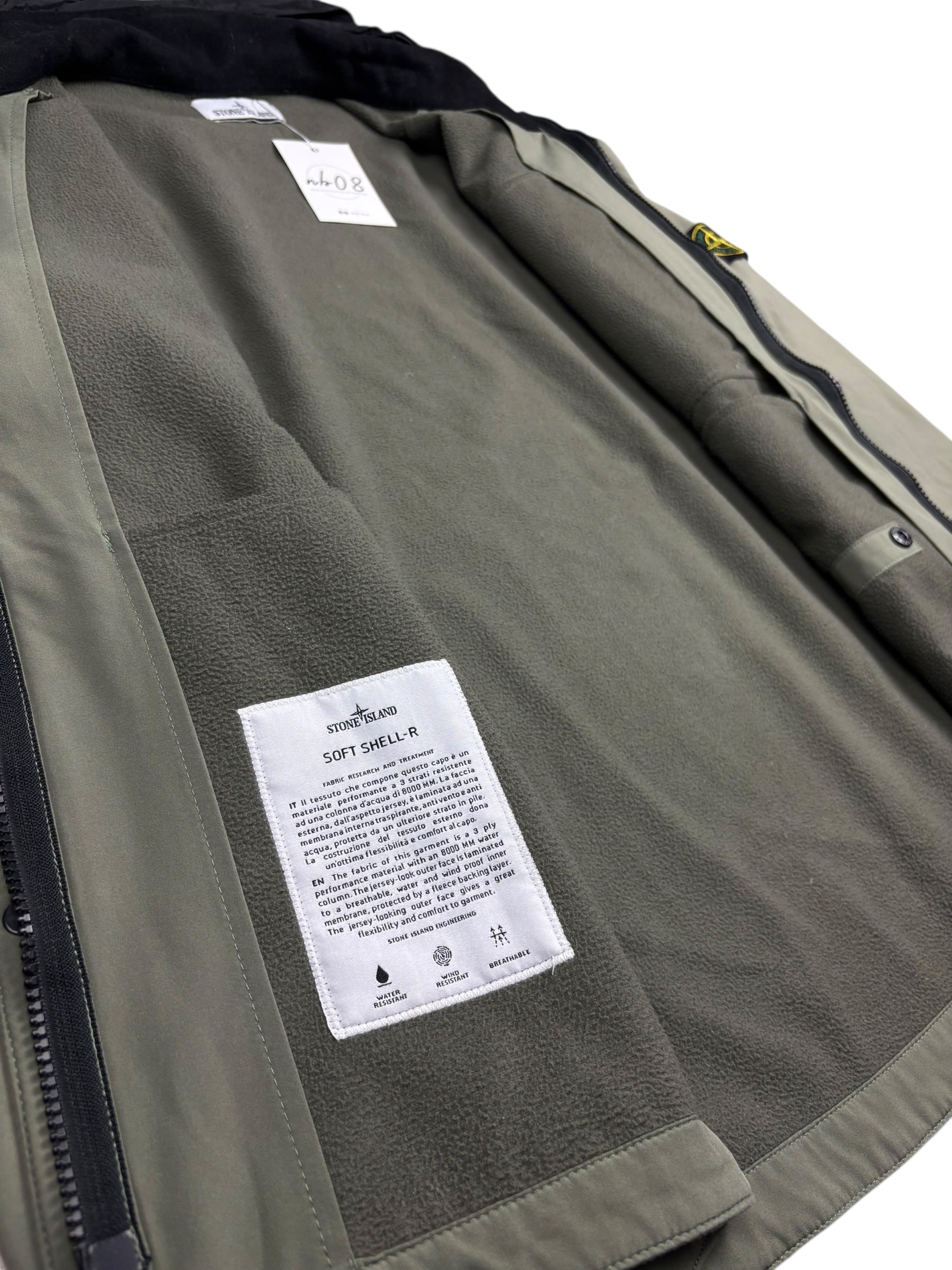 Veste Stone Island kaki taille L - Logo et étiquette