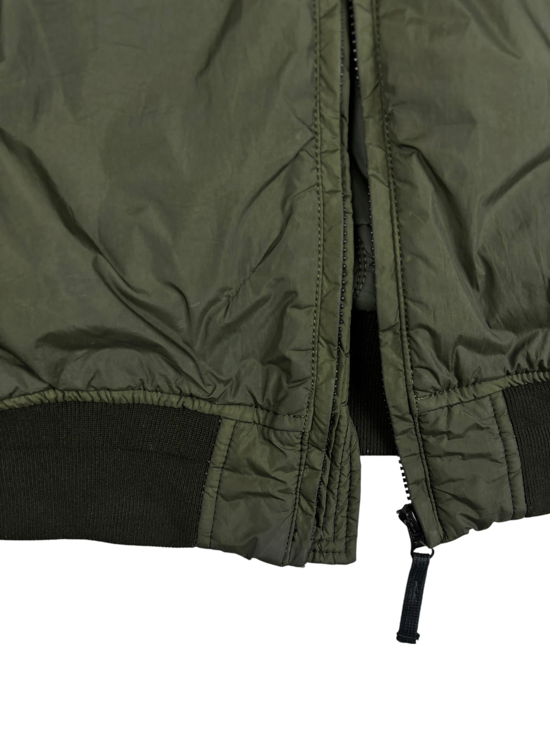 Veste Stone Island kaki taille L - Logo et étiquette