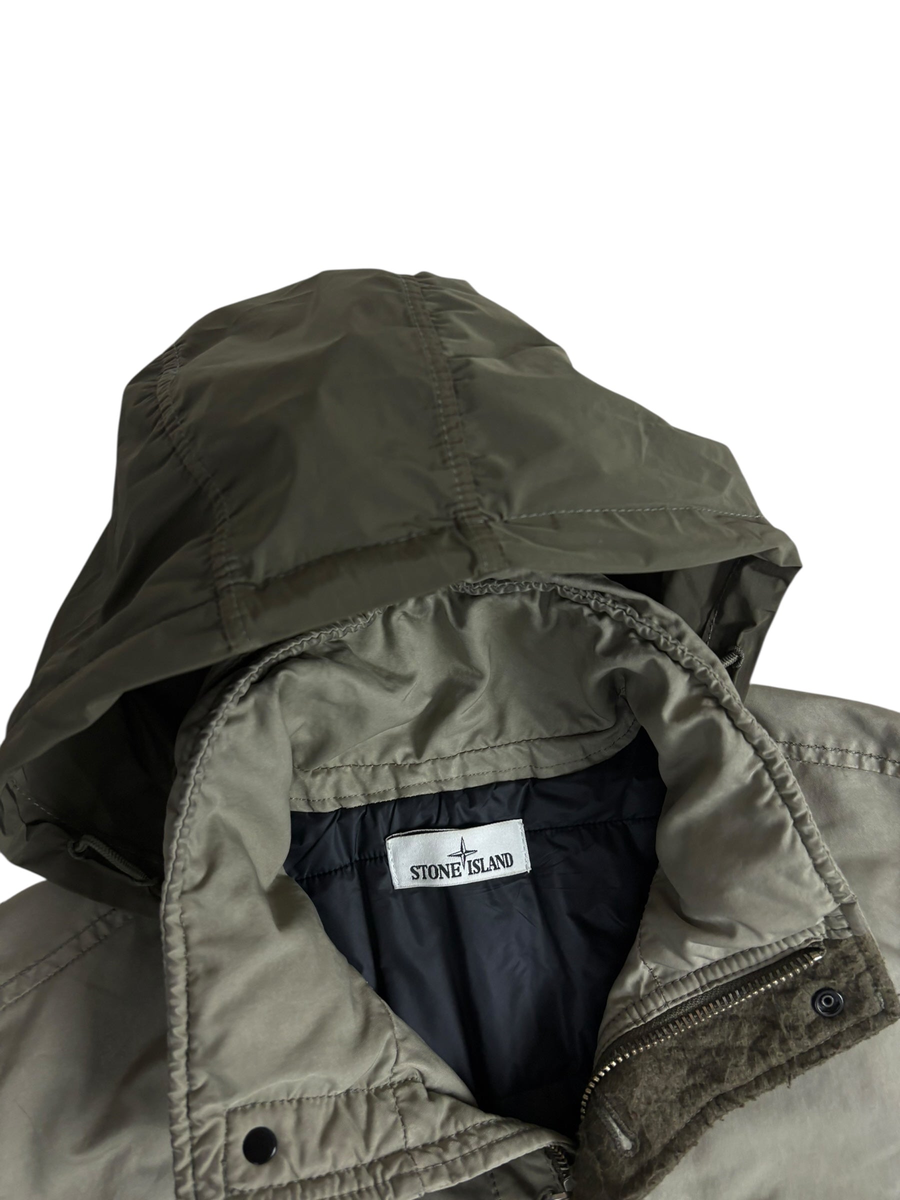Veste Stone Island kaki taille M - Logo et étiquette