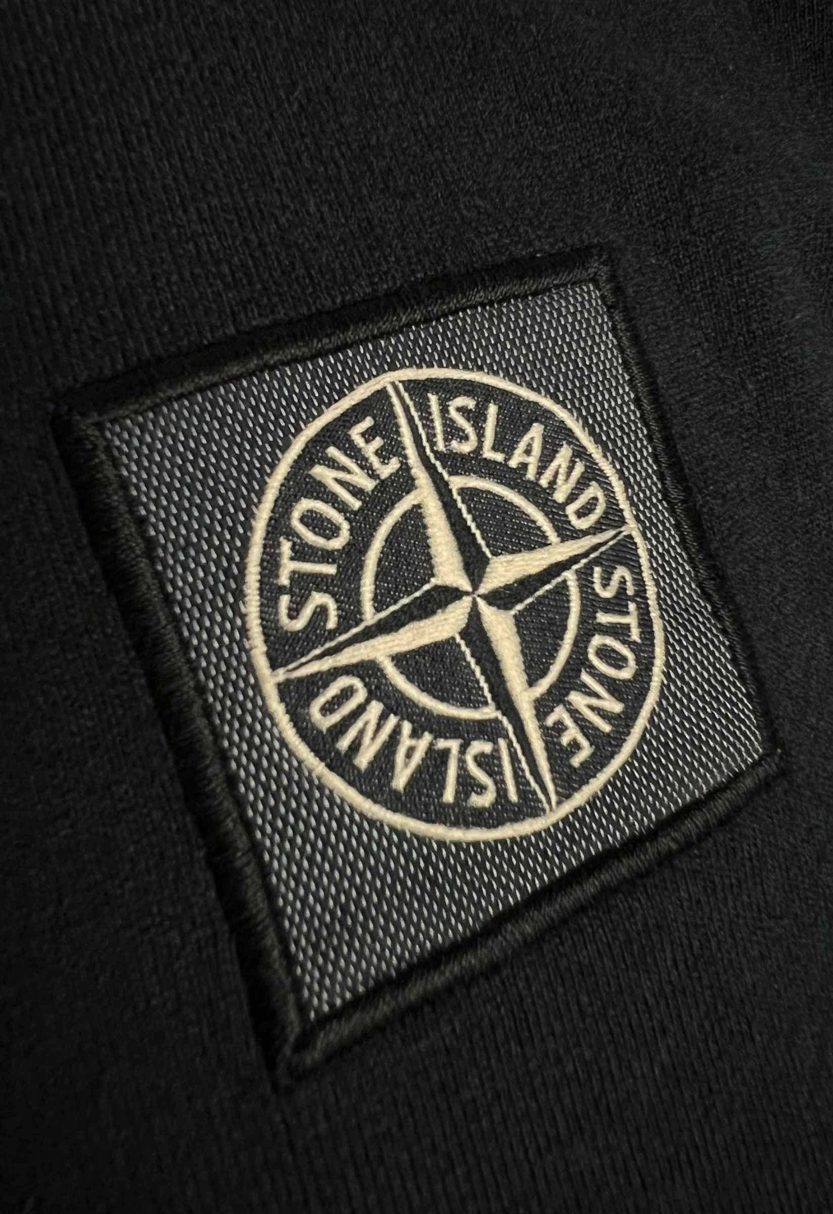 Veste Stone Island noir taille S - Détail