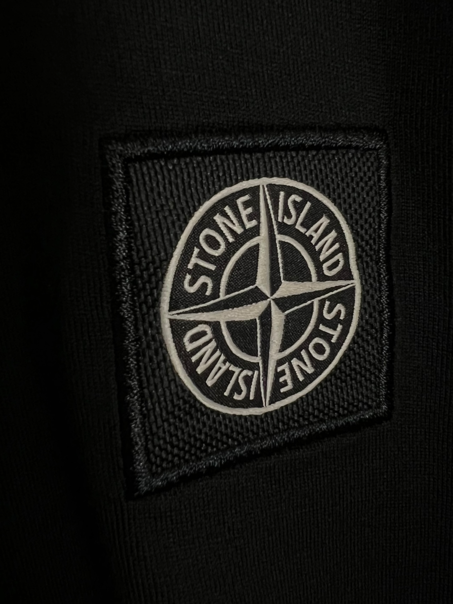 Veste Stone Island noir taille S - Logo et étiquette