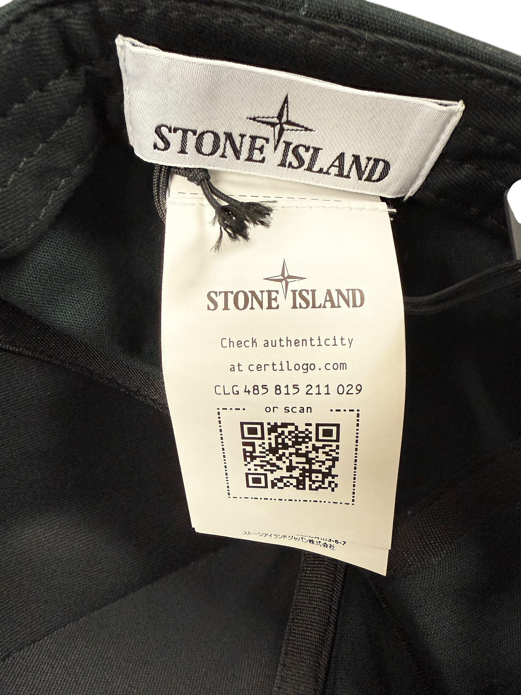 Veste Stone Island noir taille UNI - Logo et étiquette