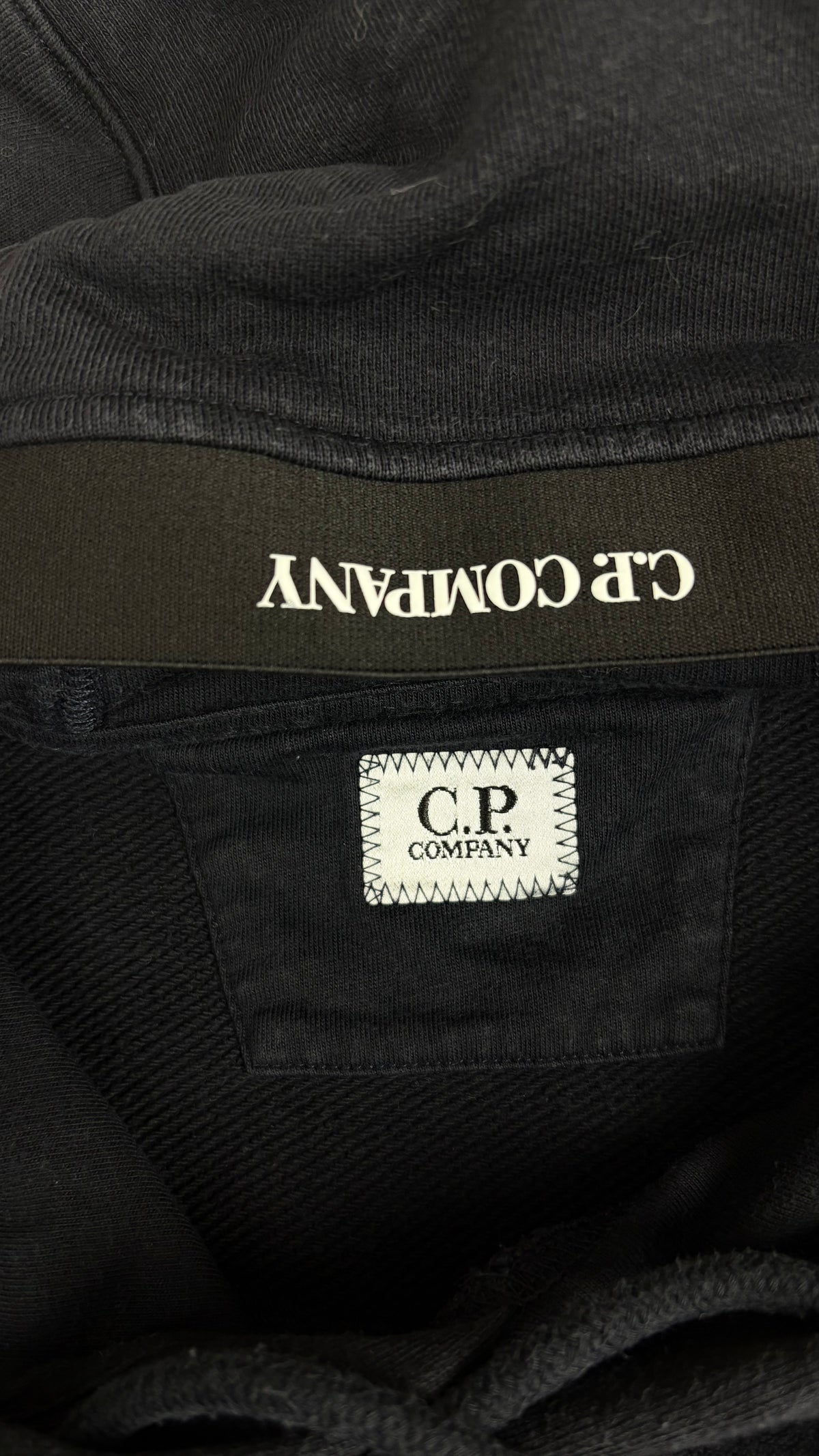 Sweat-shirt Hoodie C.P Company Lens Marine Taille M – photo complémentaire 2 – NB08 Shop