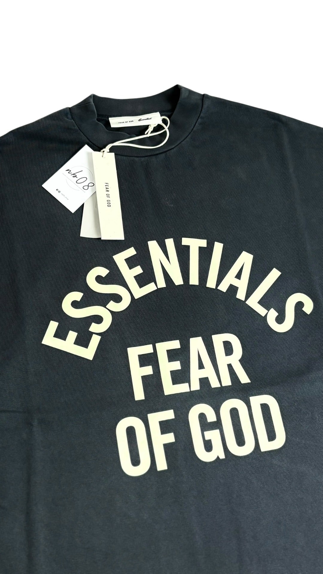 T-shirt Essentials gris logo Fear of God neuf collection 2026 - vue dos | Authentique NB08