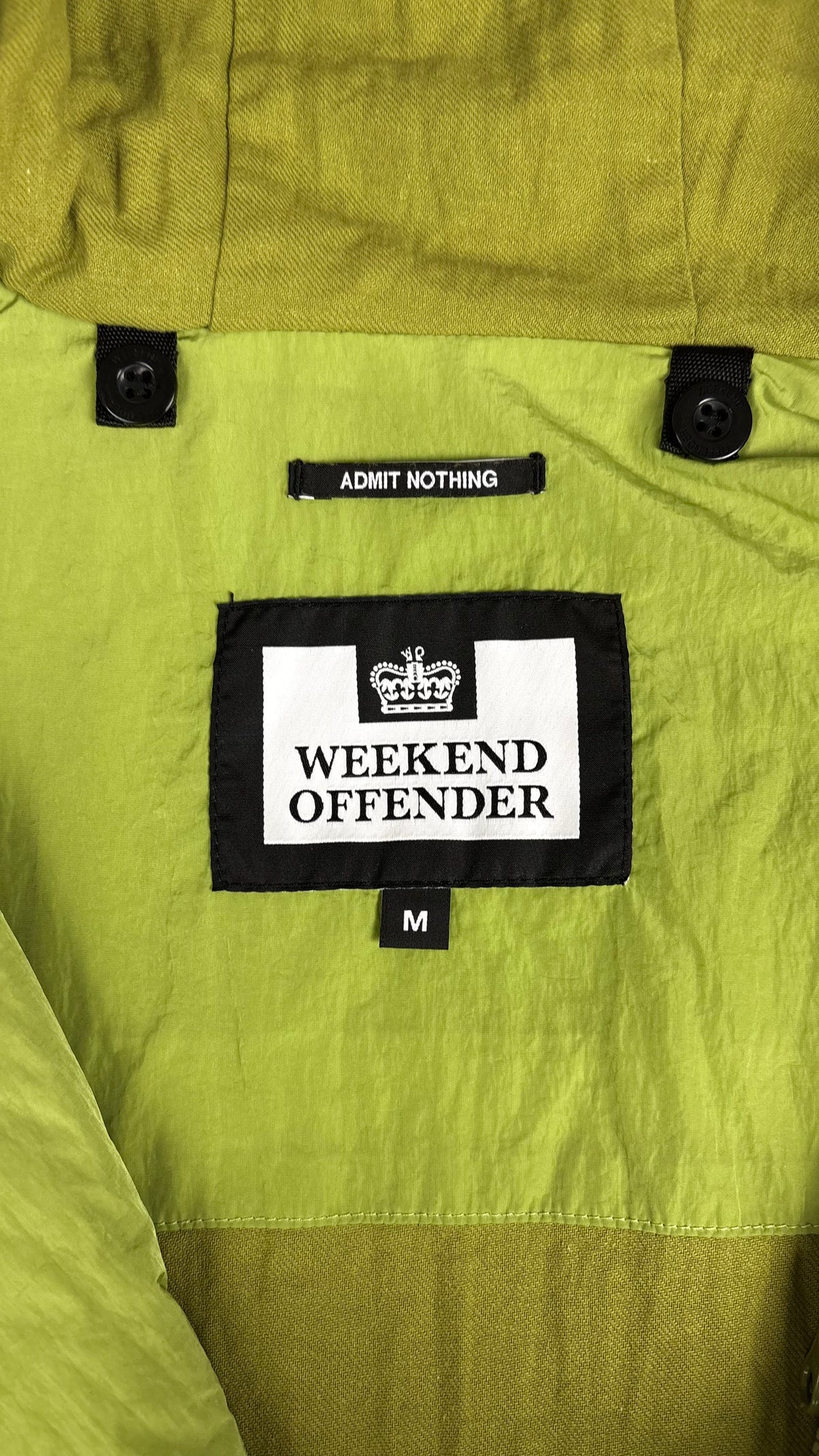 Veste à Capuche Weekend Offender vert, détail étiquettes et finitions — vue 4